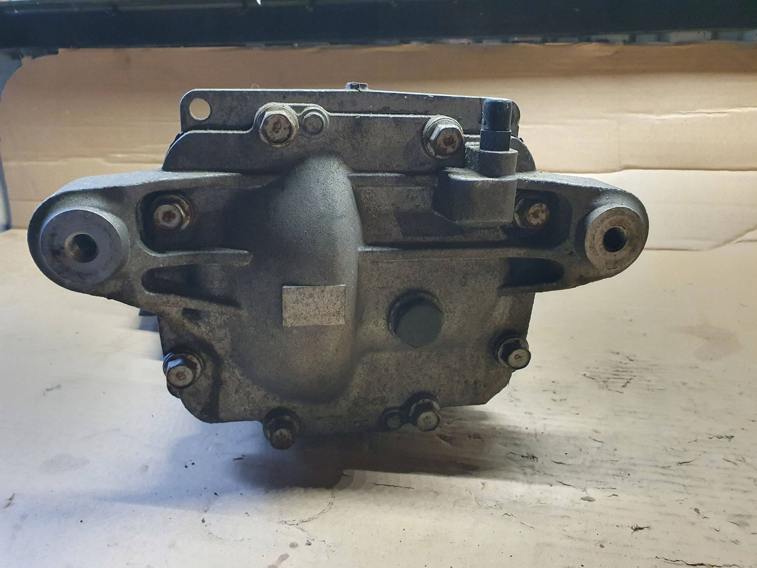 Diferencial trasero Hyundai Santa Fe M0017948-Ania usado 5