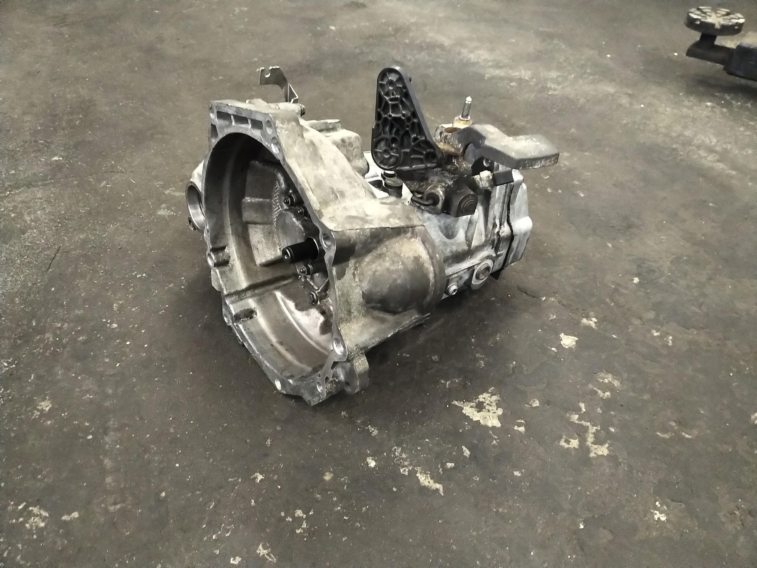 Caja de Cambios Skoda Audi VW Muj 1.8 TSI 6 Velocidades usado 3