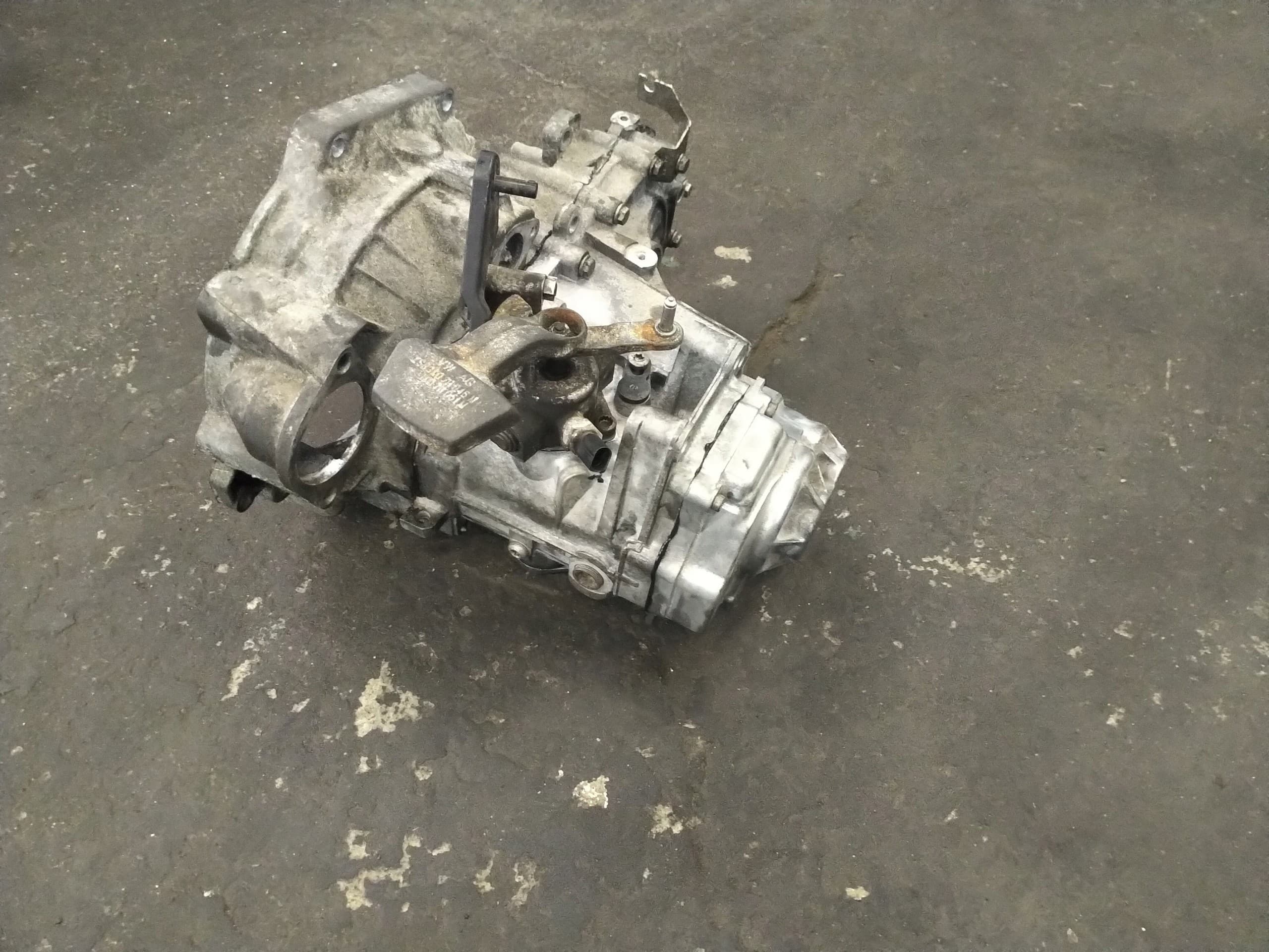 Caja de Cambios Skoda Audi VW Muj 1.8 TSI 6 Velocidades usado 4