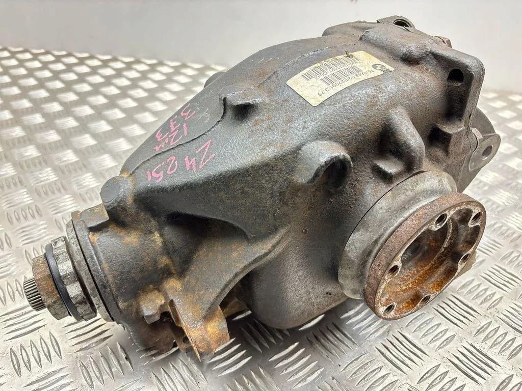 Reductor trasero BMW Z4 Roadster (E89) 2.5L gasolina 150kW usado 3