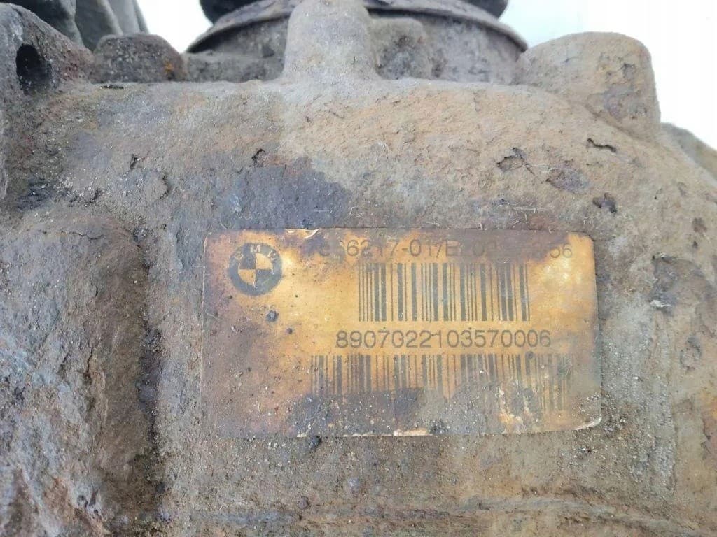 Reductor trasero BMW Serie 3 (E90) 7566217 2.0L diésel 2007 usado 3