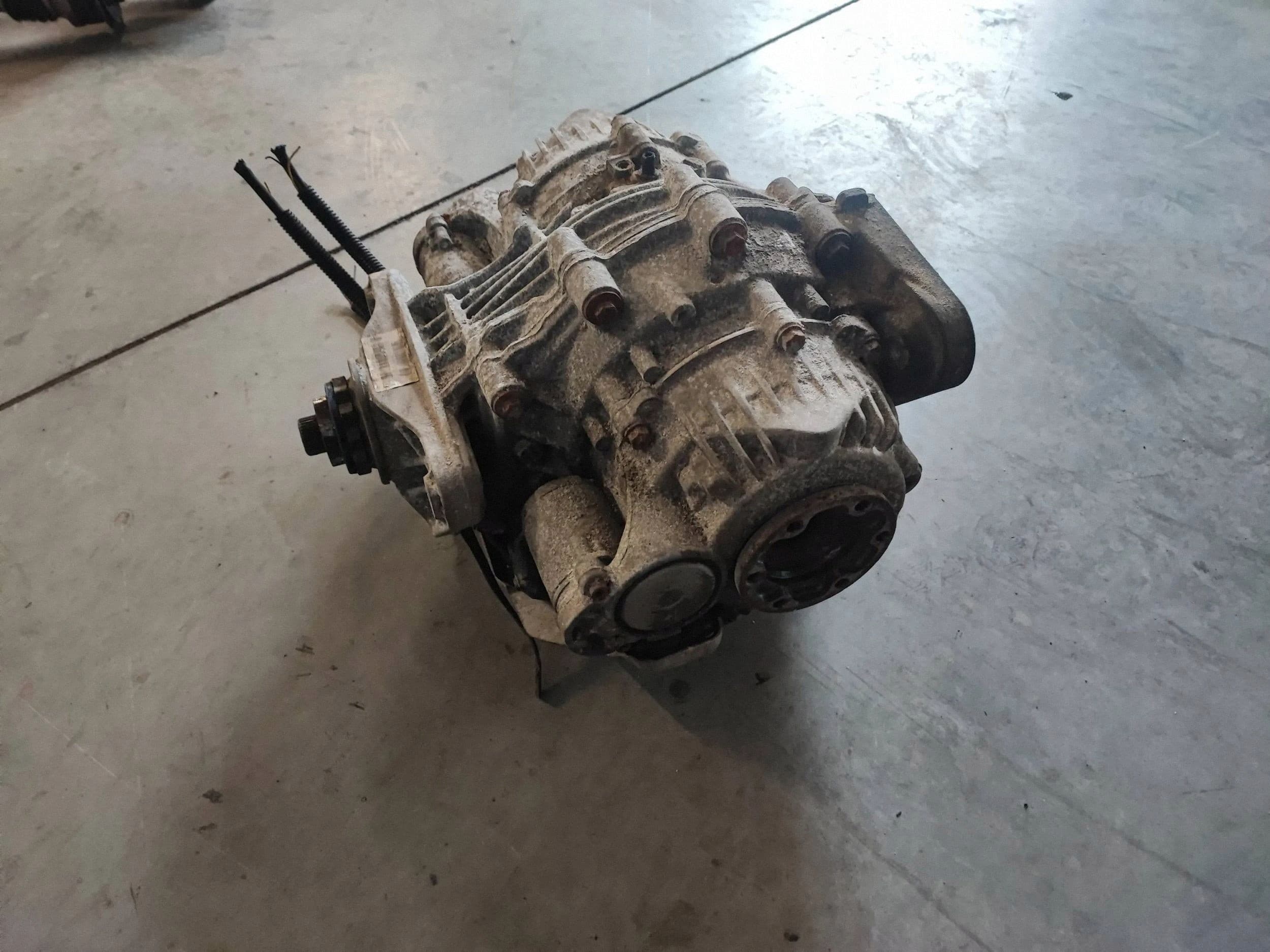 Diferencial trasero BMW X6 E71 2012 759526103 usado