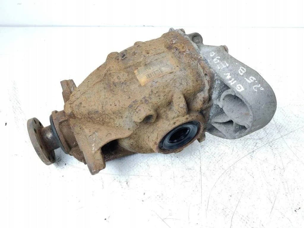 Reductor trasero BMW Serie 3 (E90) 7566183 2.5L gasolina 2005 usado 3