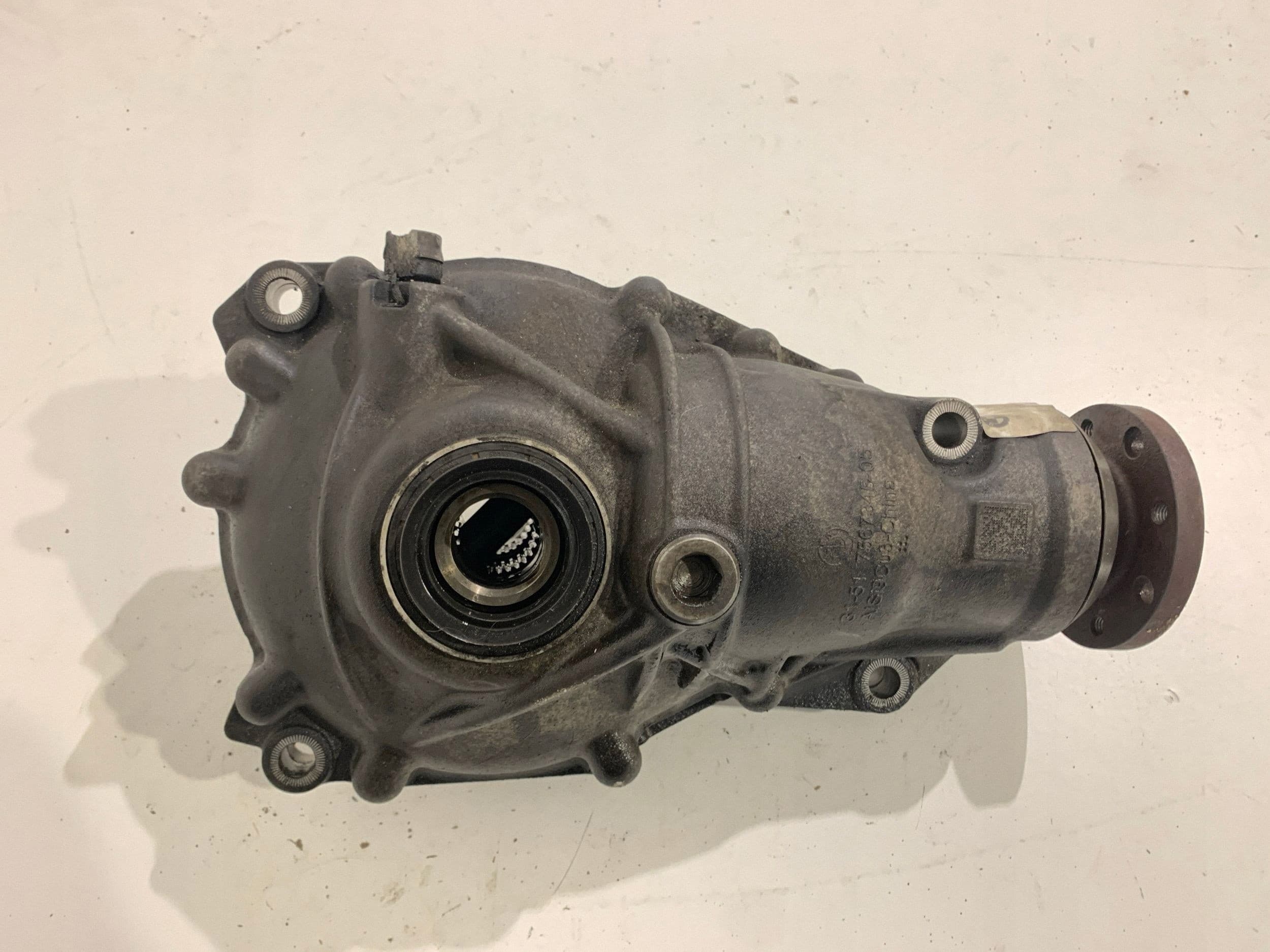 Diferencial delantero BMW X6 E71 7590898 2013 usado 6