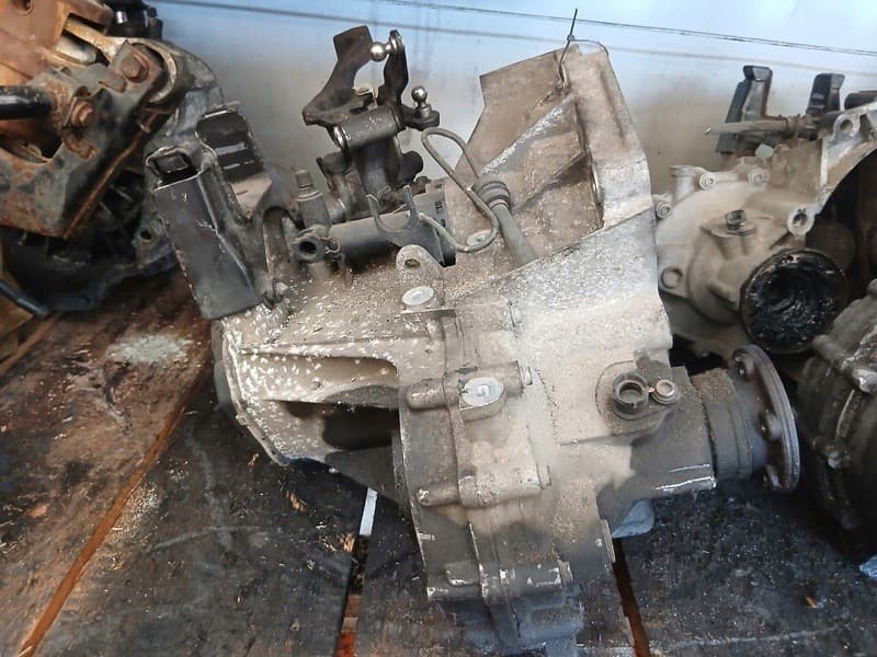 Caja de Cambios VW Polo 2002 1.2 12V Gsb usado 8