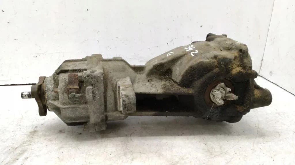 Reductor trasero Kia 5102027001 2.66L gasolina 132kW 2006 usado