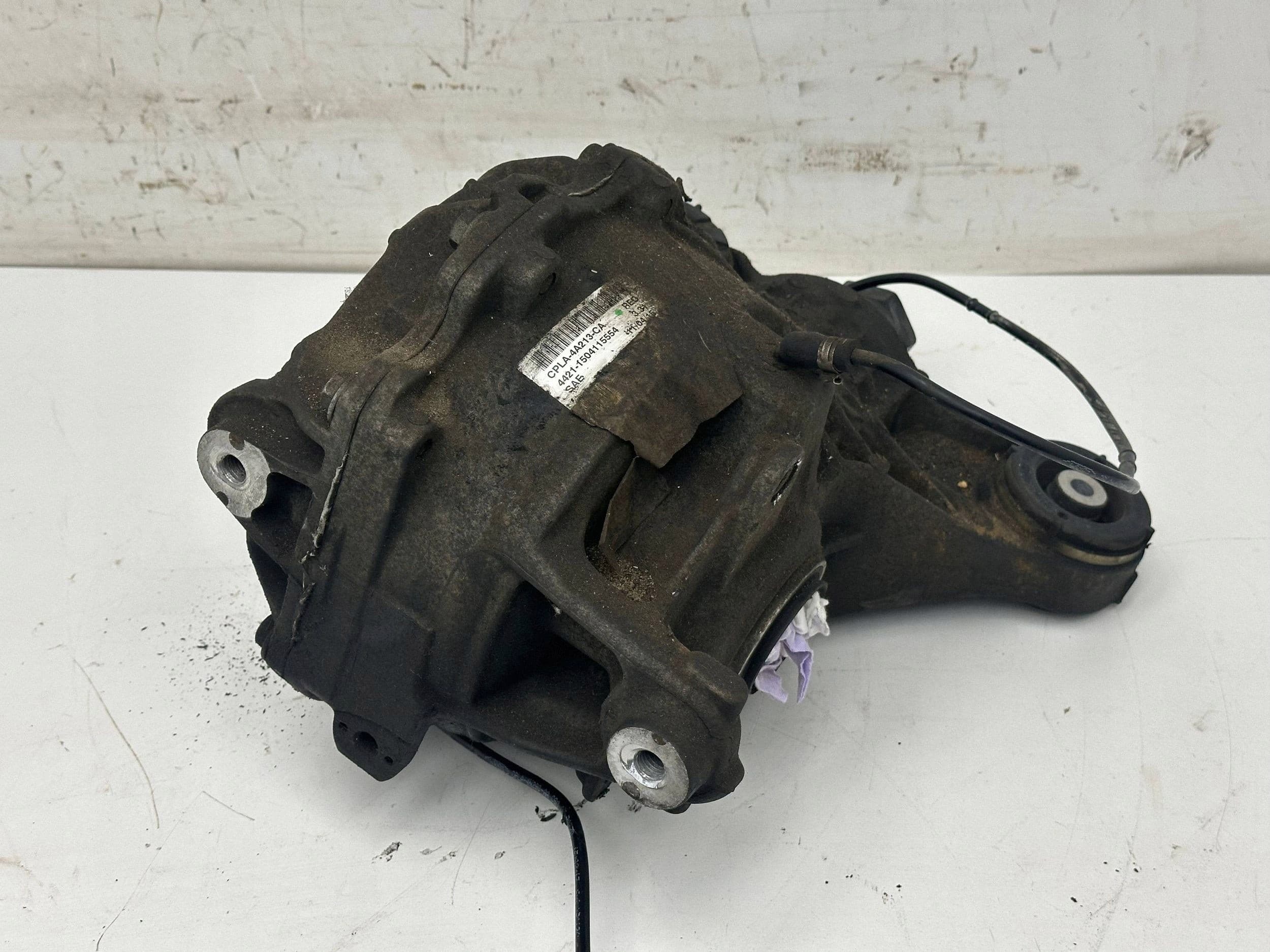 Diferencial Trasero Land Rover Range Rover L405 CPLA4A213CA usado 3