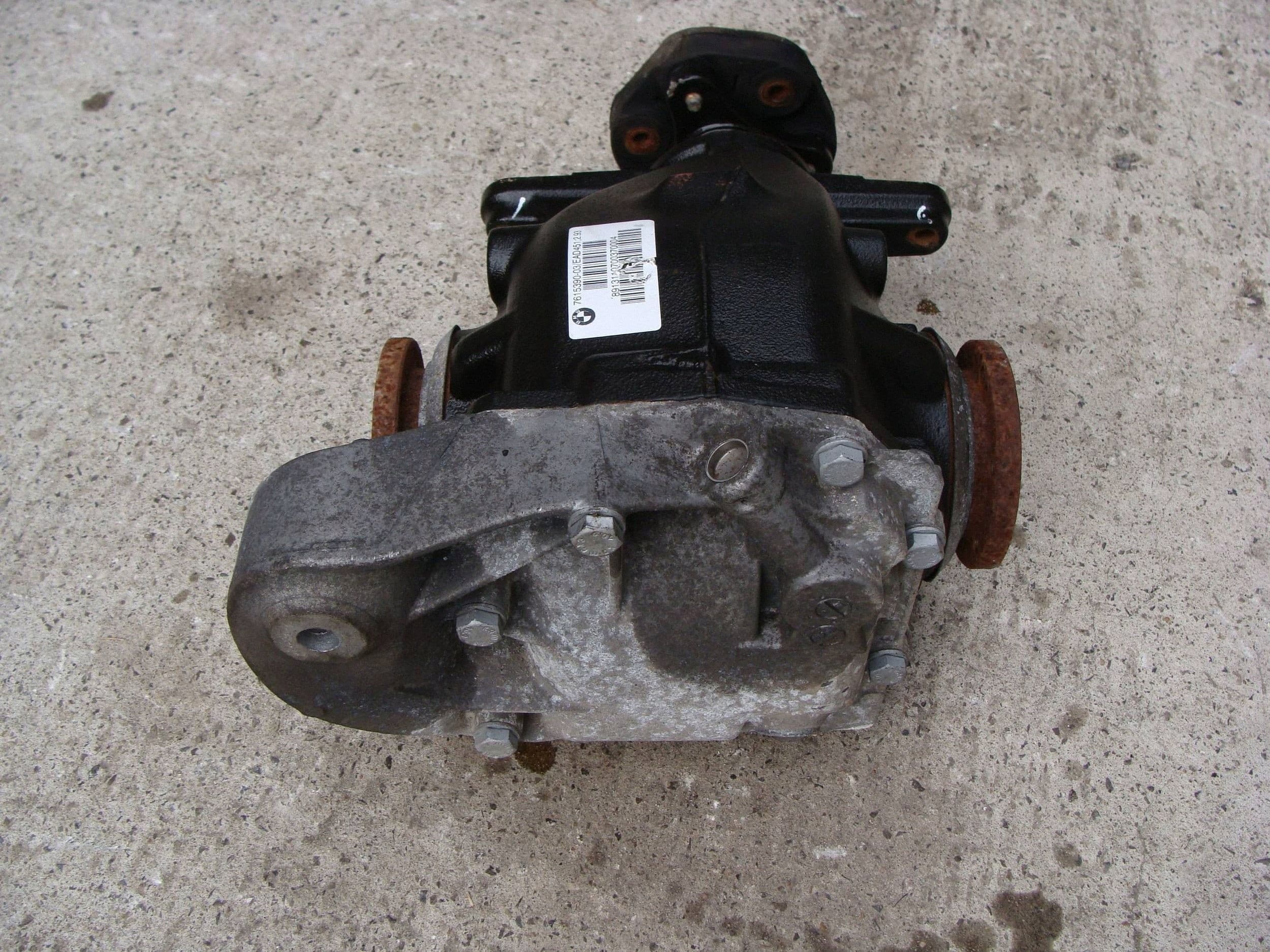 Diferencial trasero BMW X1 E84 2.0 D N47 7615390 2.93 usado 2