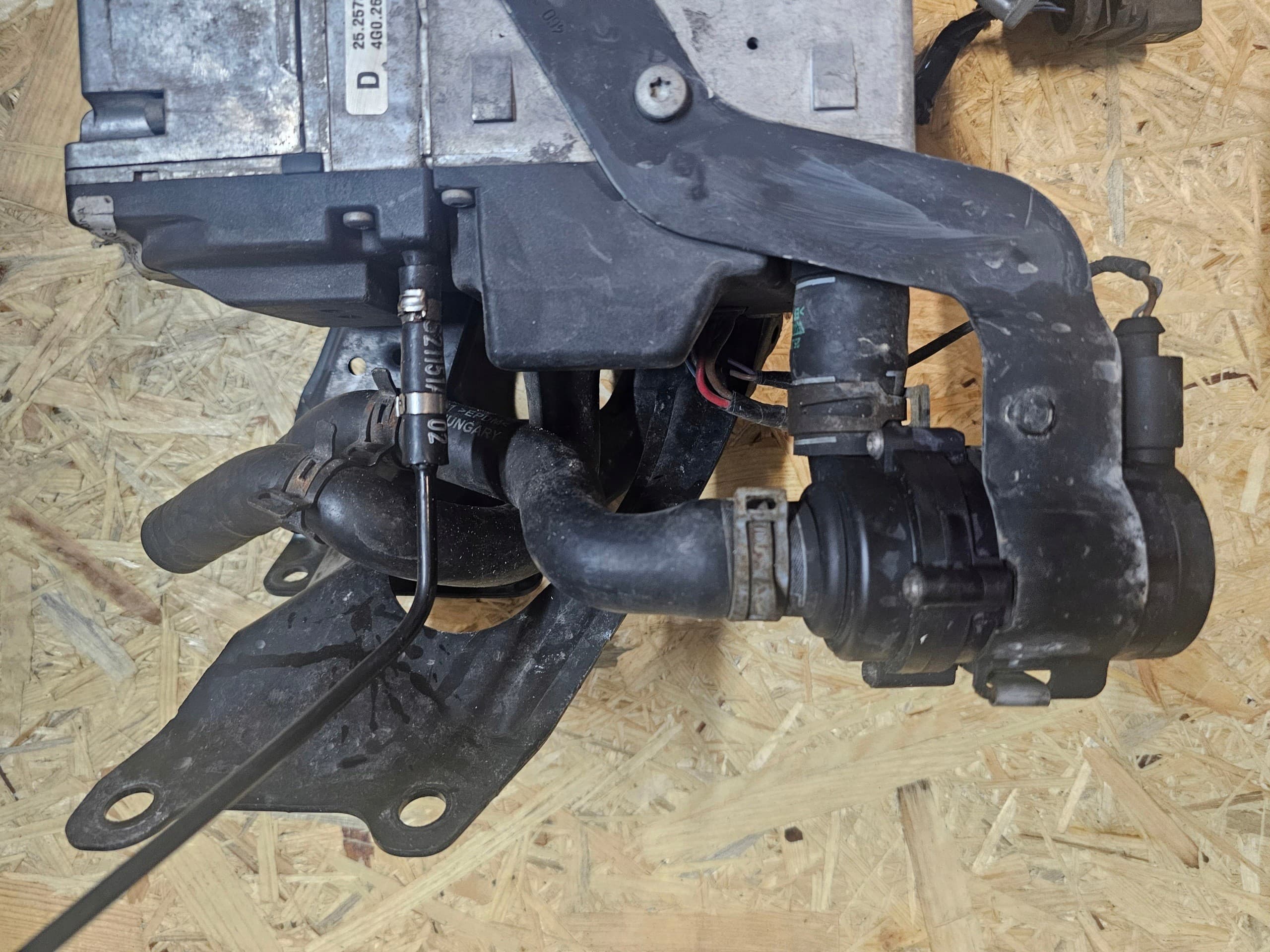 Webasto 4G0265081E Audi A6 C7 usado 5