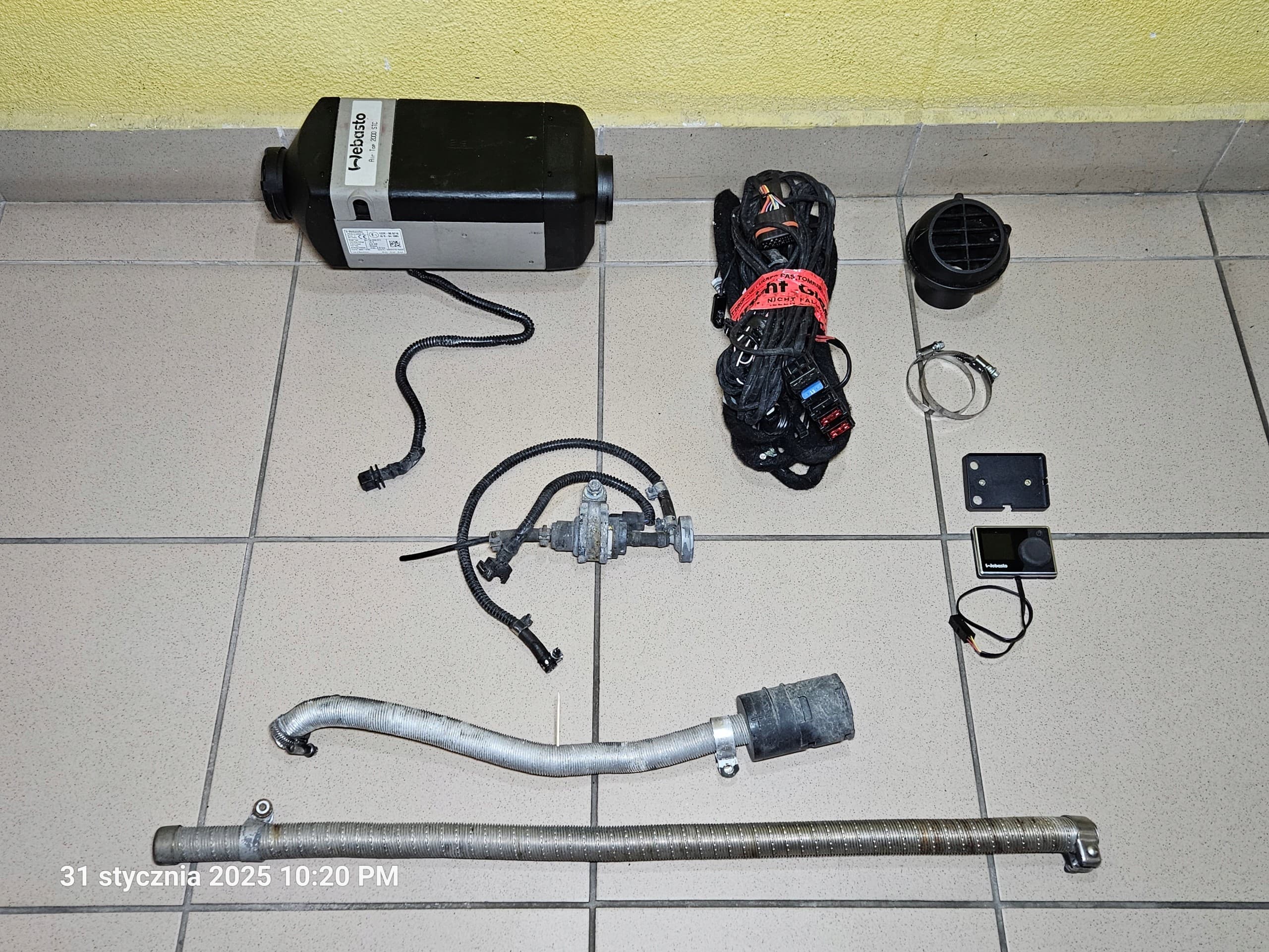 Webasto Air Top 2000 Stc 12V - diésel, año 2022 Multicontrol usado