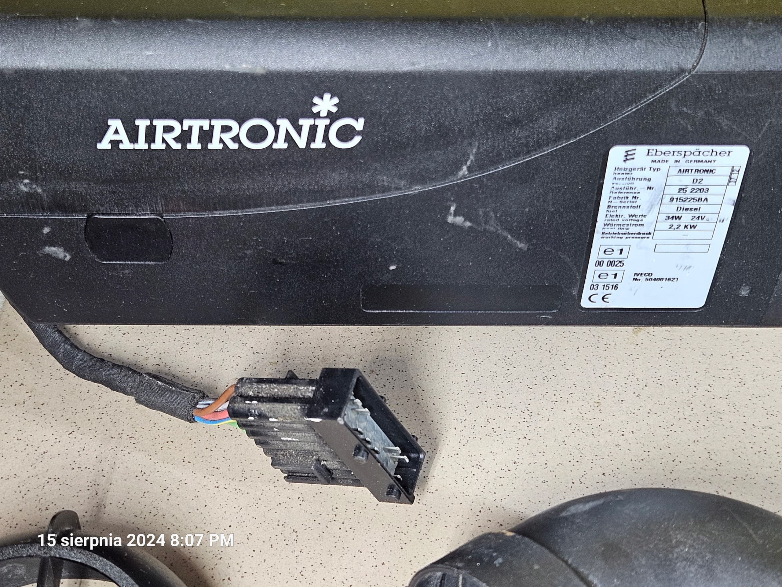 Eberspaecher AirTronic D2 24V - diésel - Iveco 504001621 usado 4