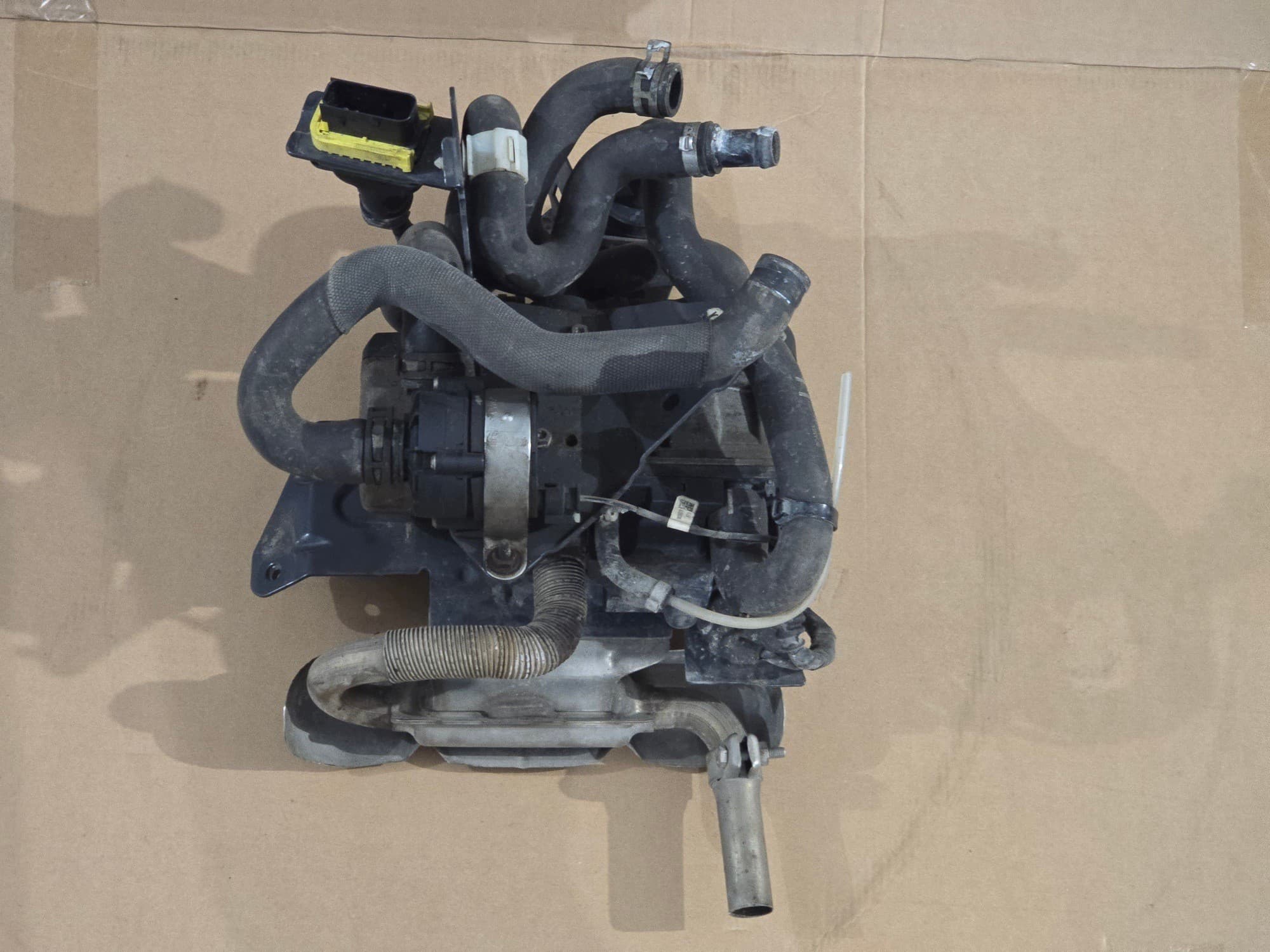 Calefactor estacionario Webasto para Scania 3,8 kW usado