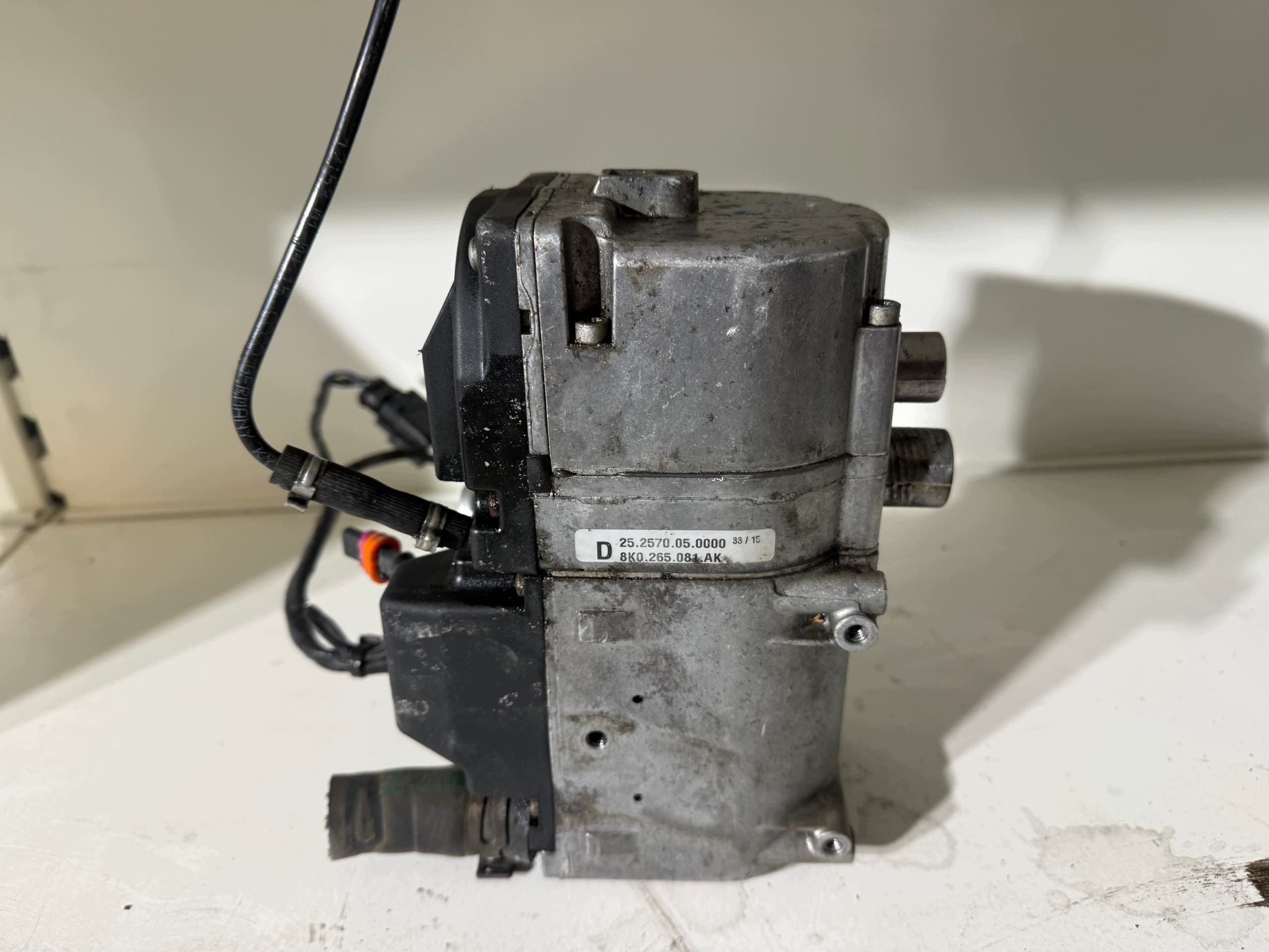 Calefacción Webasto Audi 8K0265081AK usado 4