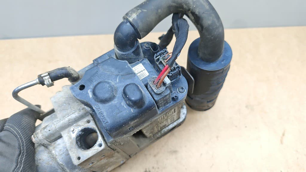 Calefactor estacionario Webasto Mercedes W166 A1669004204 usado 6