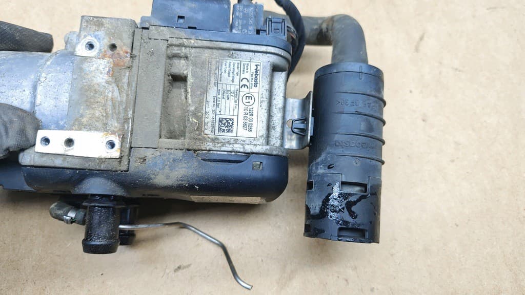 Calefactor estacionario Webasto Mercedes W166 A1669004204 usado 8