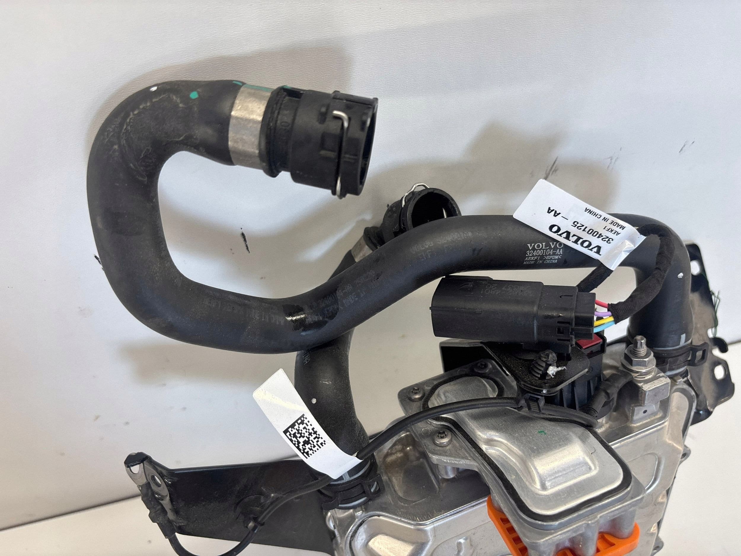 Calefactor Eléctrico Webasto Volvo XC60 II Lift 32400100AB usado 2