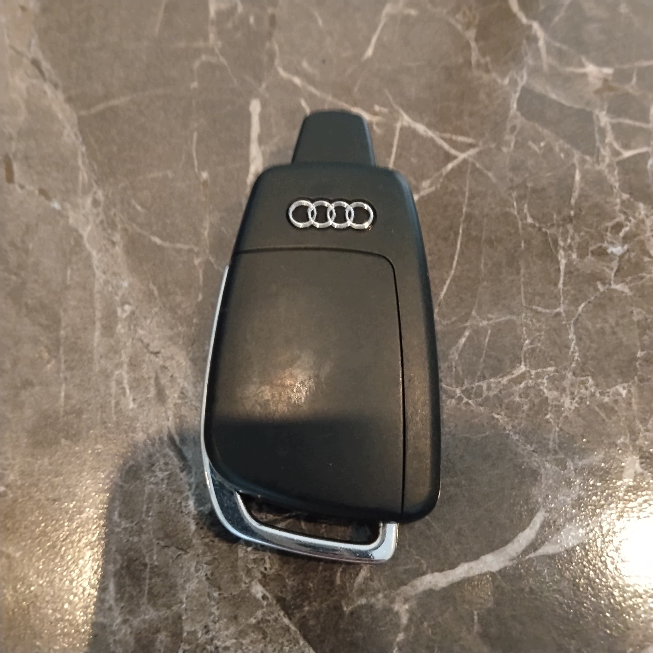 Controlador Webasto T91 con mando T90 Audi 4F0909509B usado 6