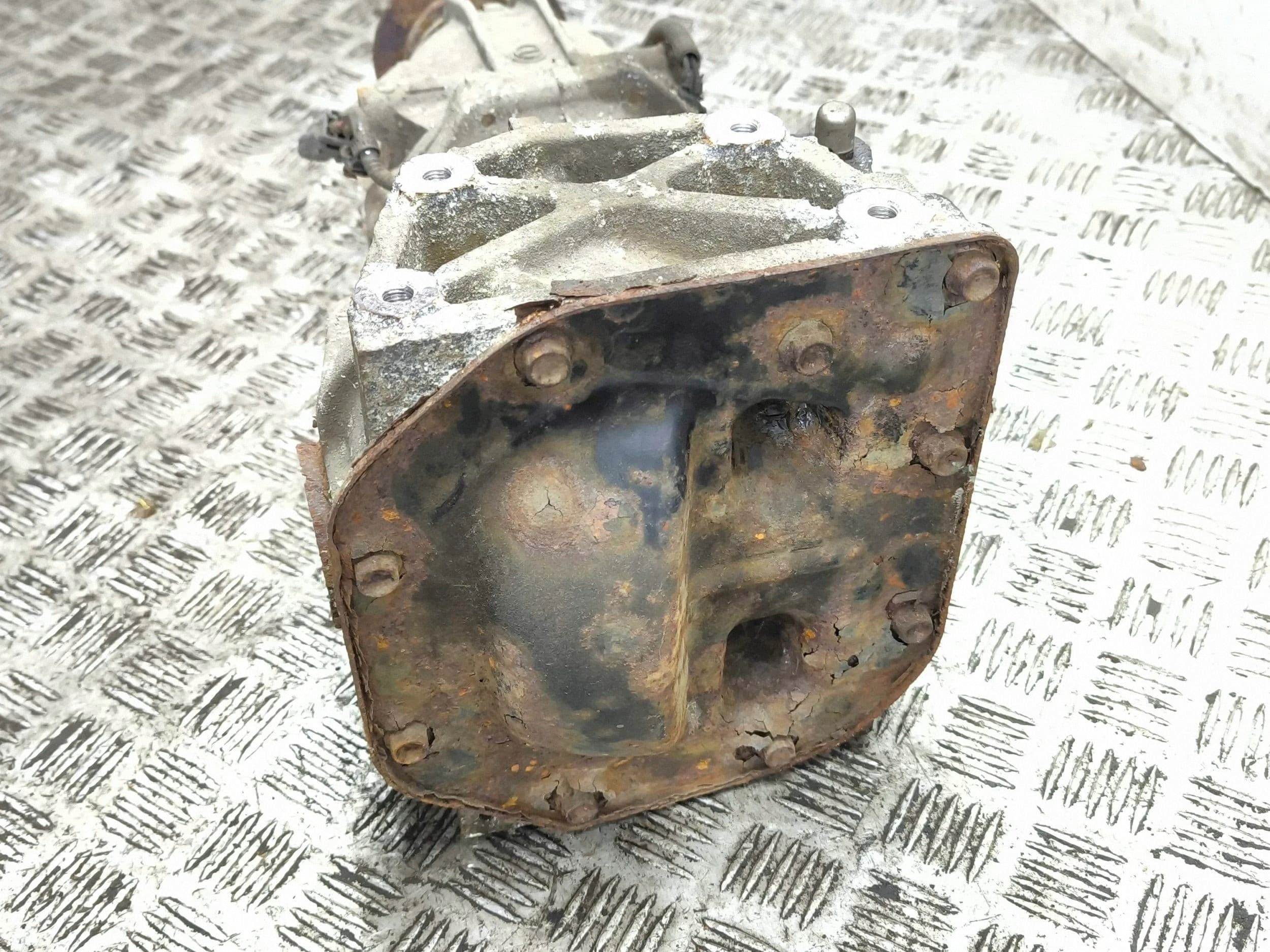 Diferencial trasero Mazda Cx-7 MA2727151 usado 2