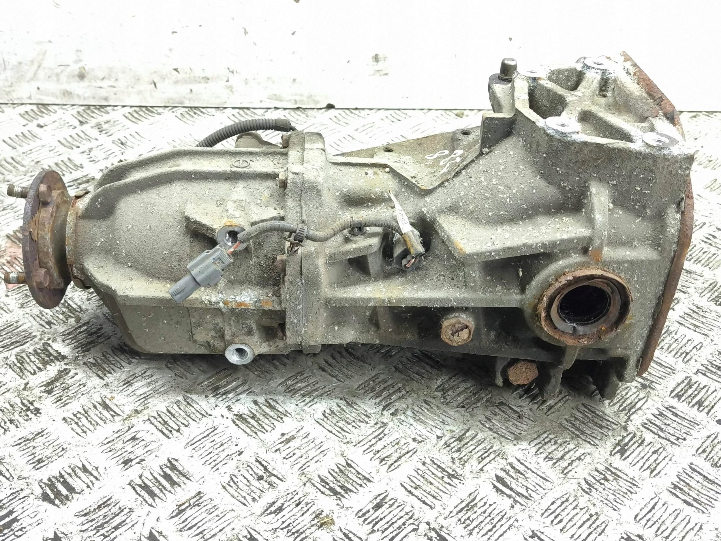 Diferencial trasero Mazda Cx-7 MA2727151 usado 5