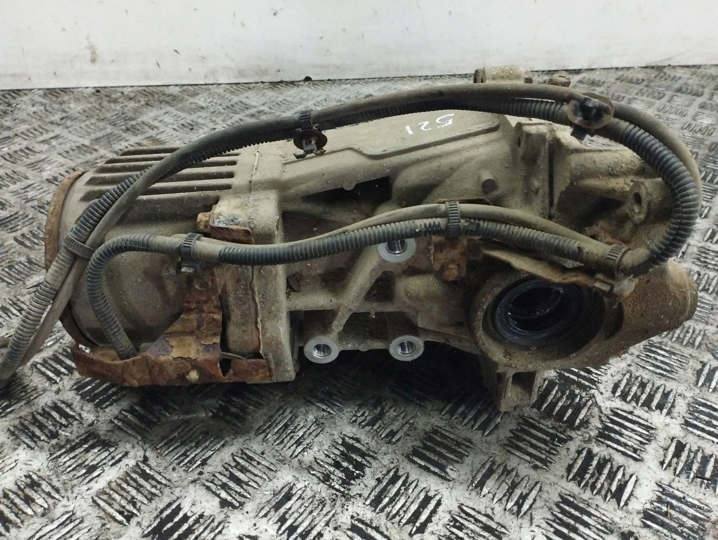 Diferencial trasero Peugeot 4007 usado 3