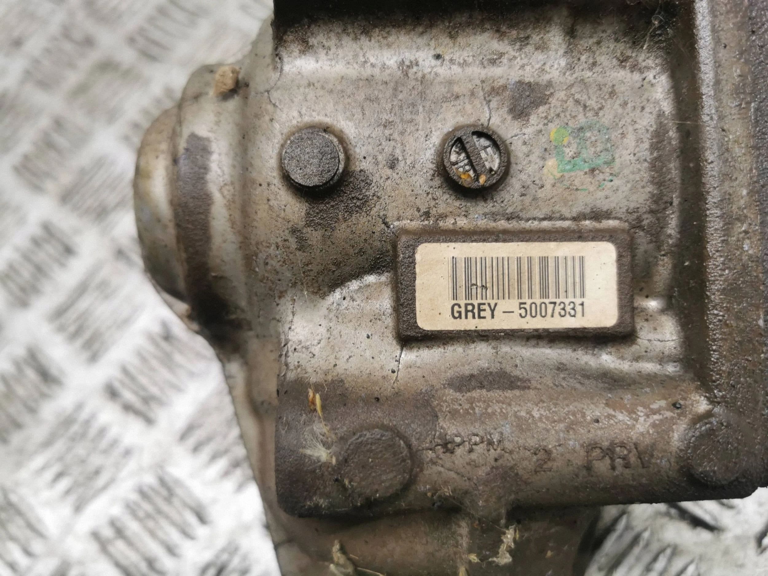 Diferencial delantero Honda Cr-V GREY5007331 usado 7