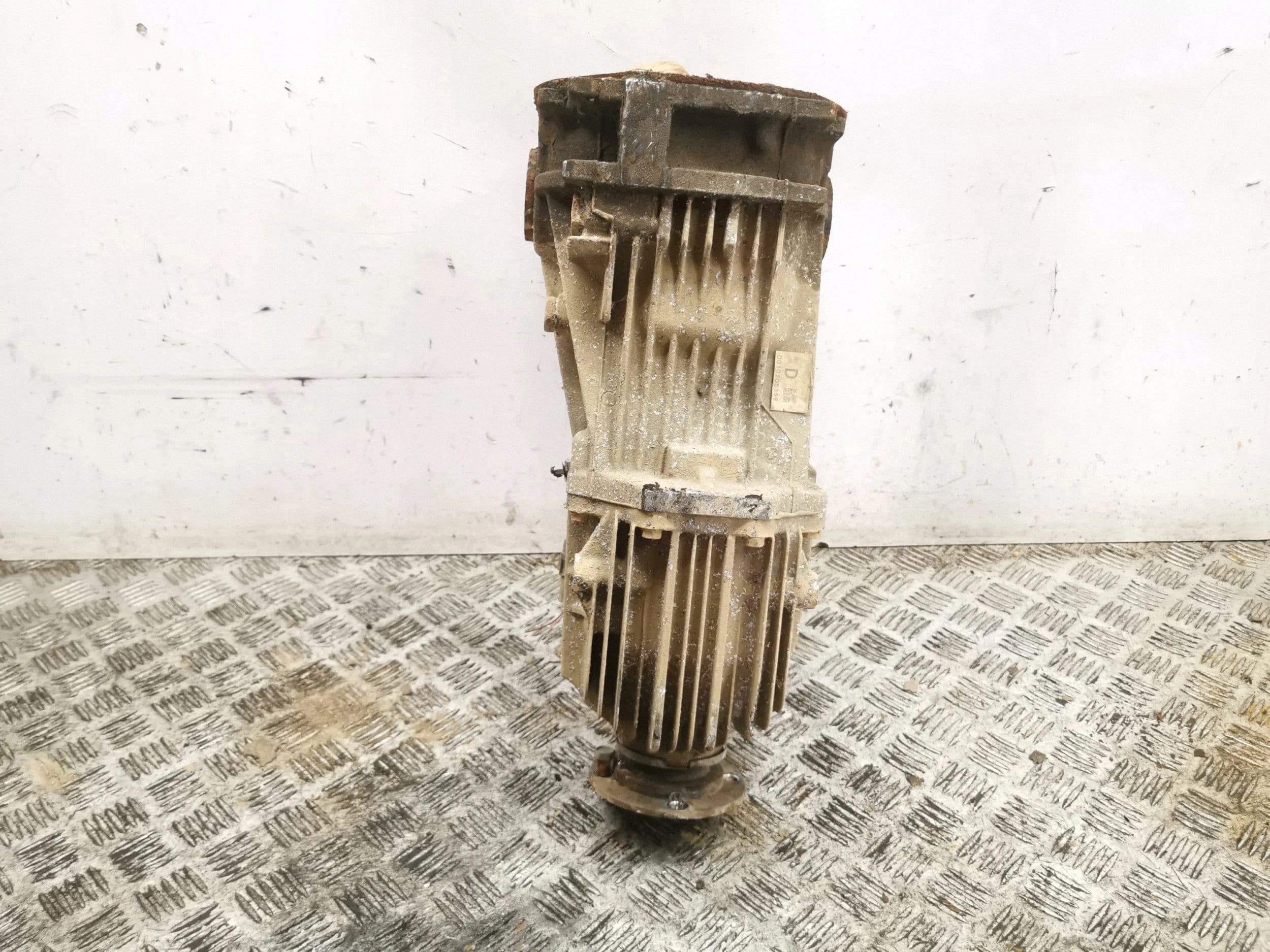 Diferencial trasero Mazda Cx-7 MA2727151 usado 8