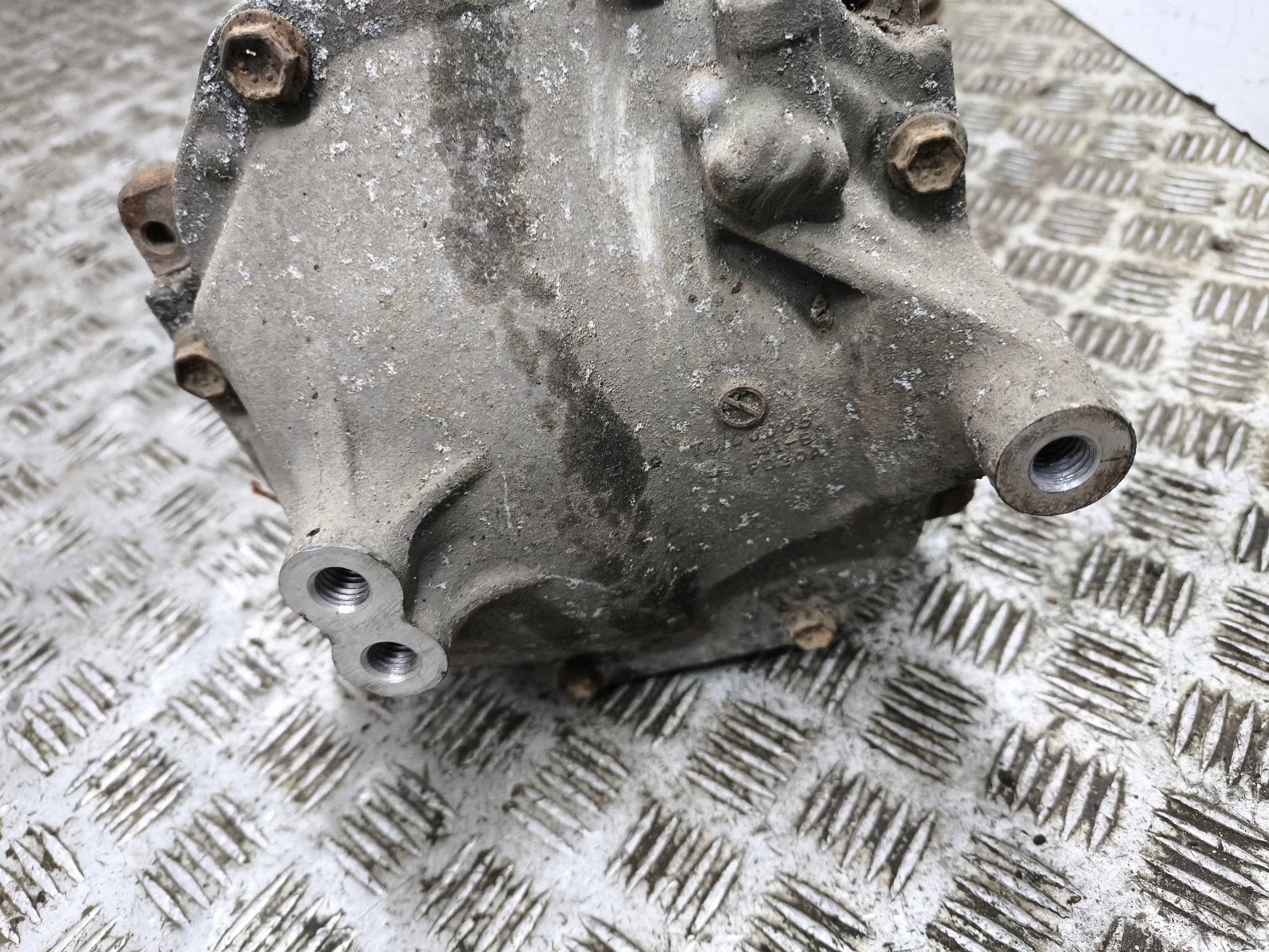 Diferencial trasero Toyota GT 86 usado 7