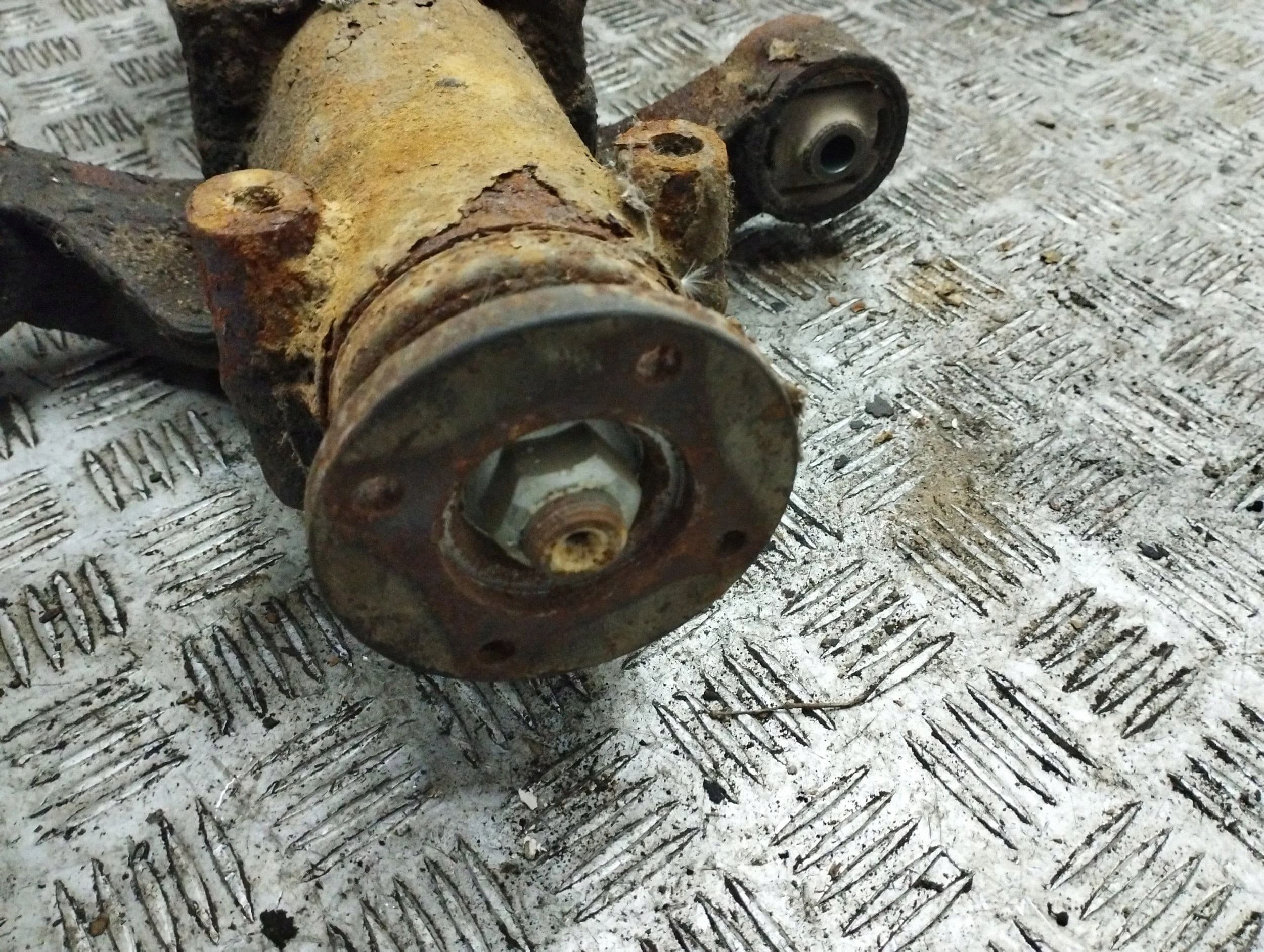 Diferencial trasero Subaru Forester SH usado 11