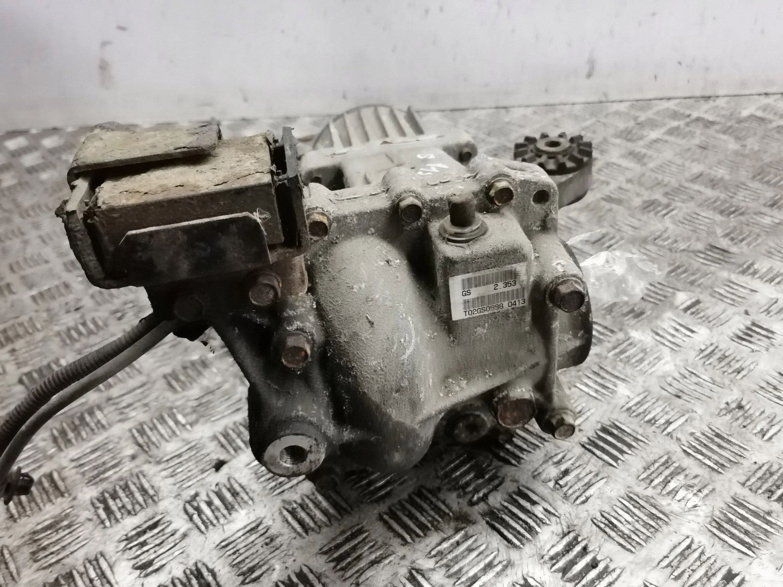 Diferencial trasero Peugeot 4007 T02GS0998 usado 2