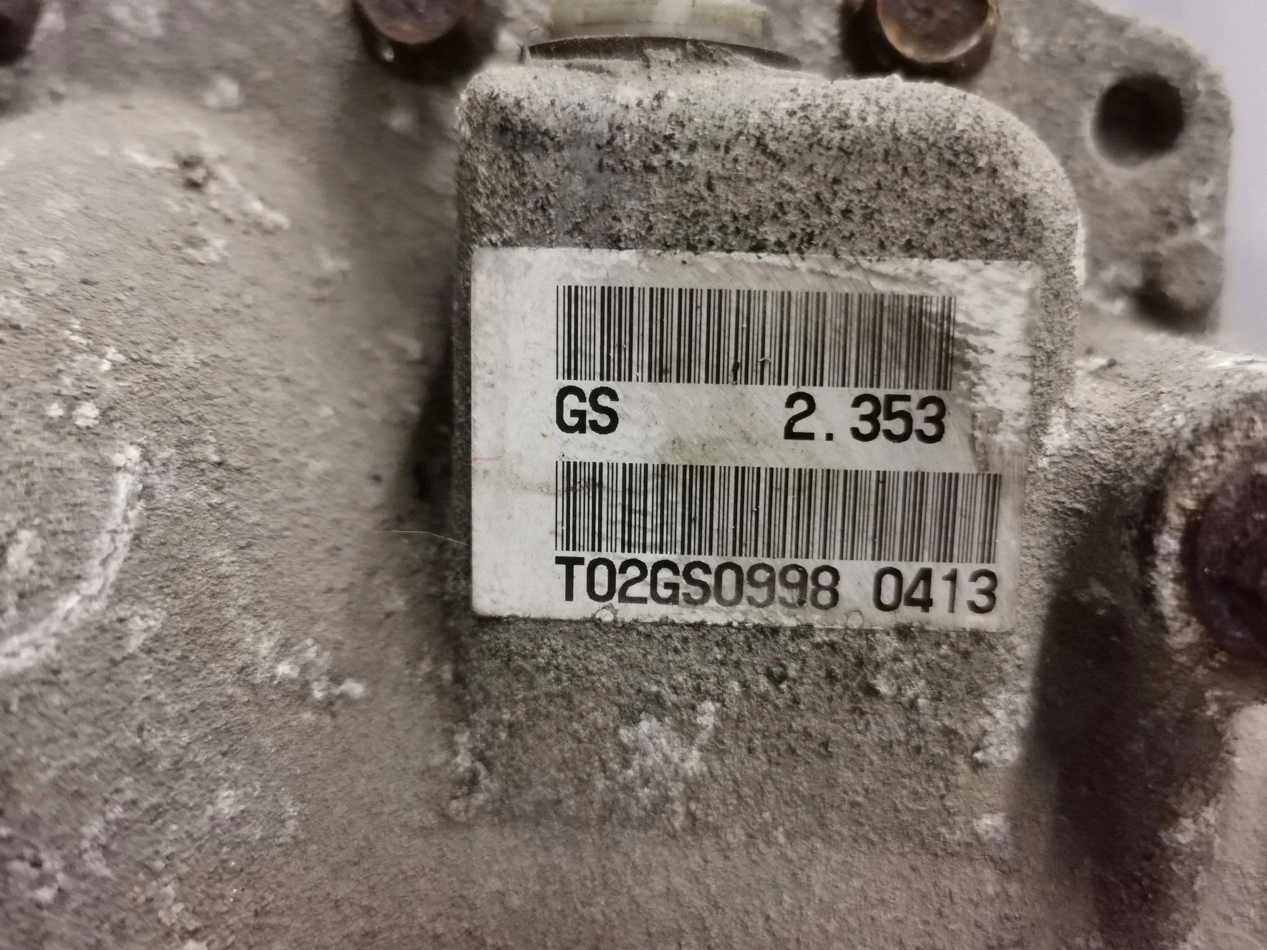 Diferencial trasero Peugeot 4007 T02GS0998 usado 4