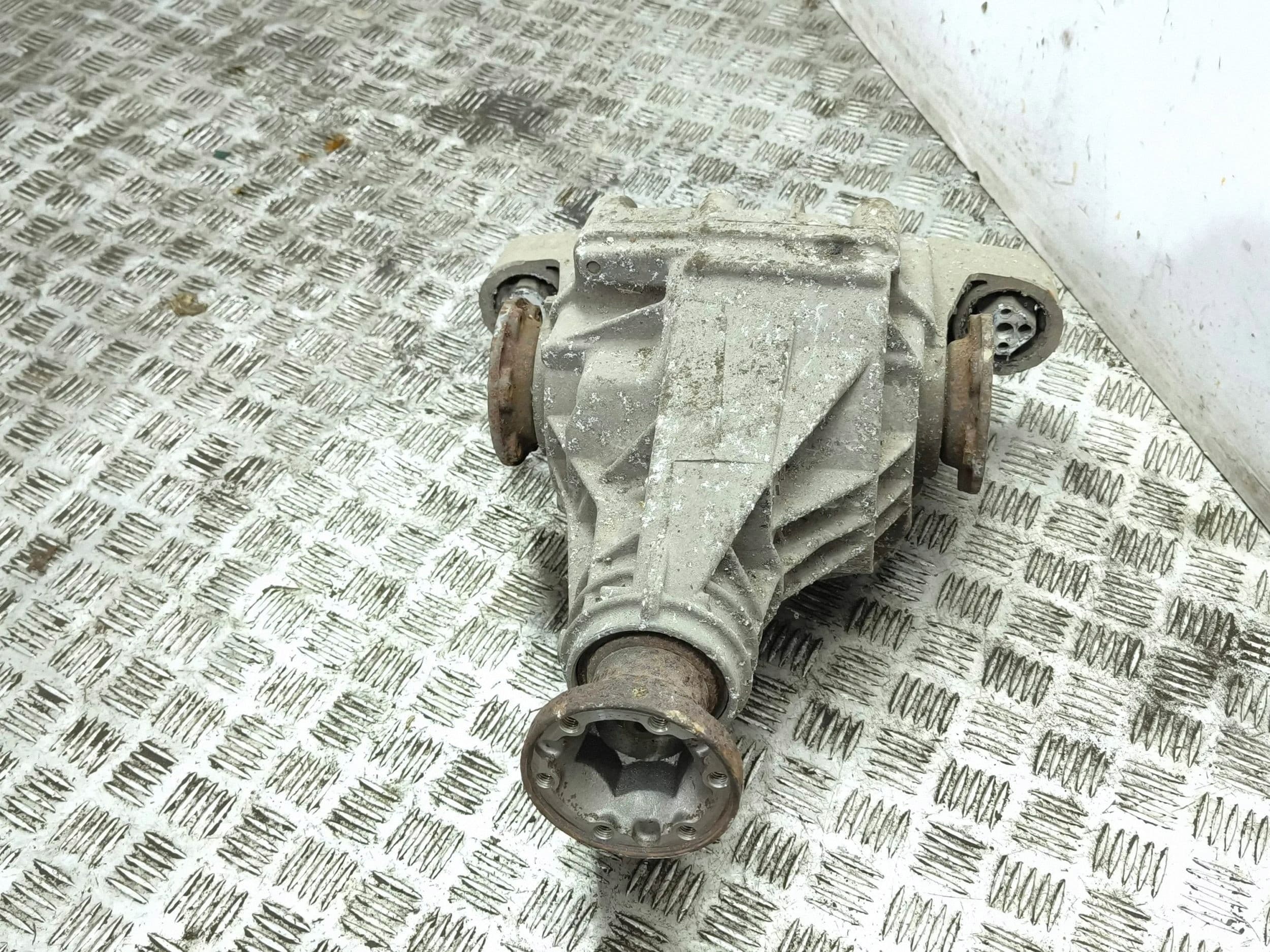 Diferencial trasero Audi Q7 4L usado 3