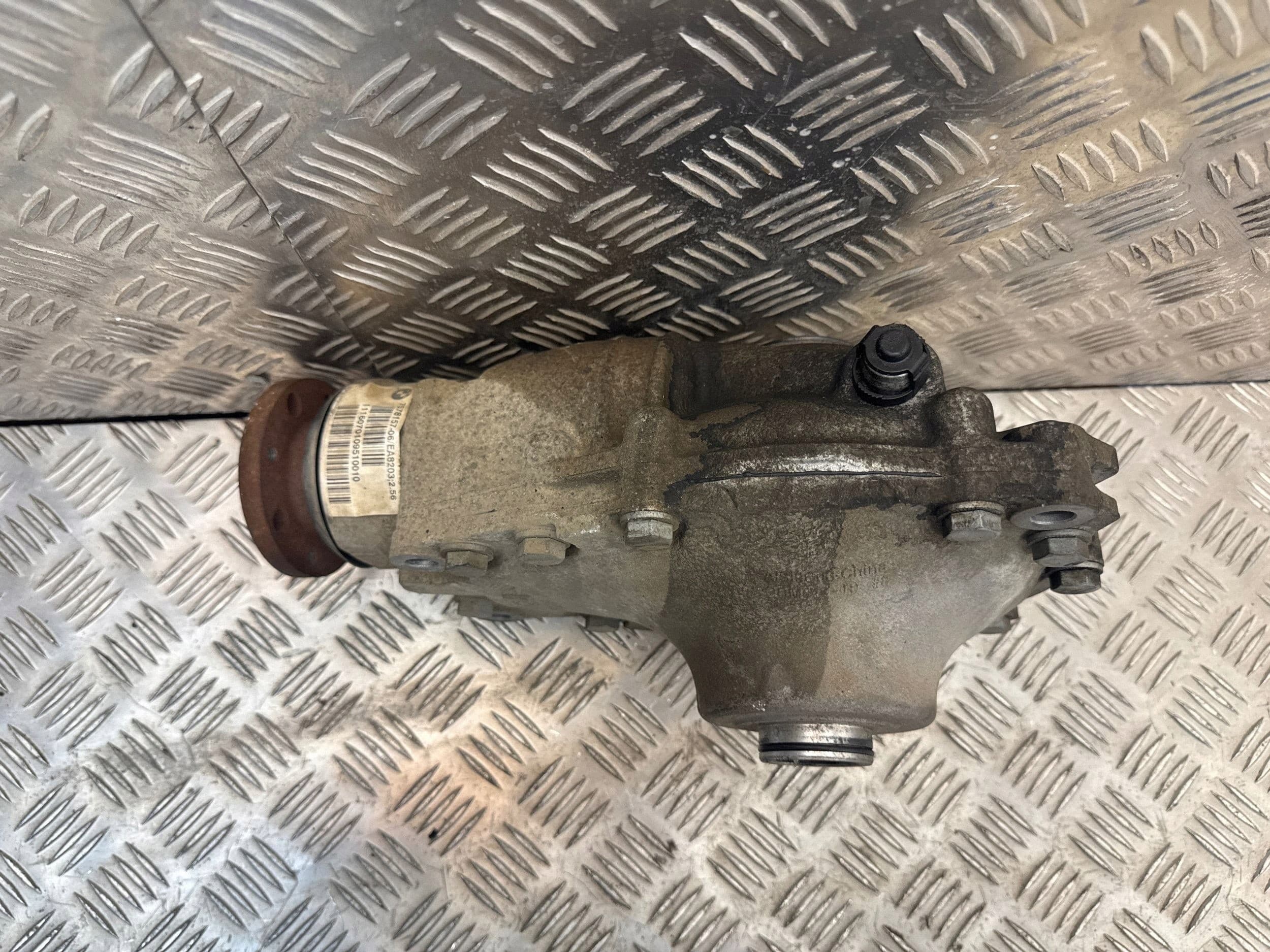 Diferencial delantero BMW Serie 4 F32 F33 2014 7578157 usado 3