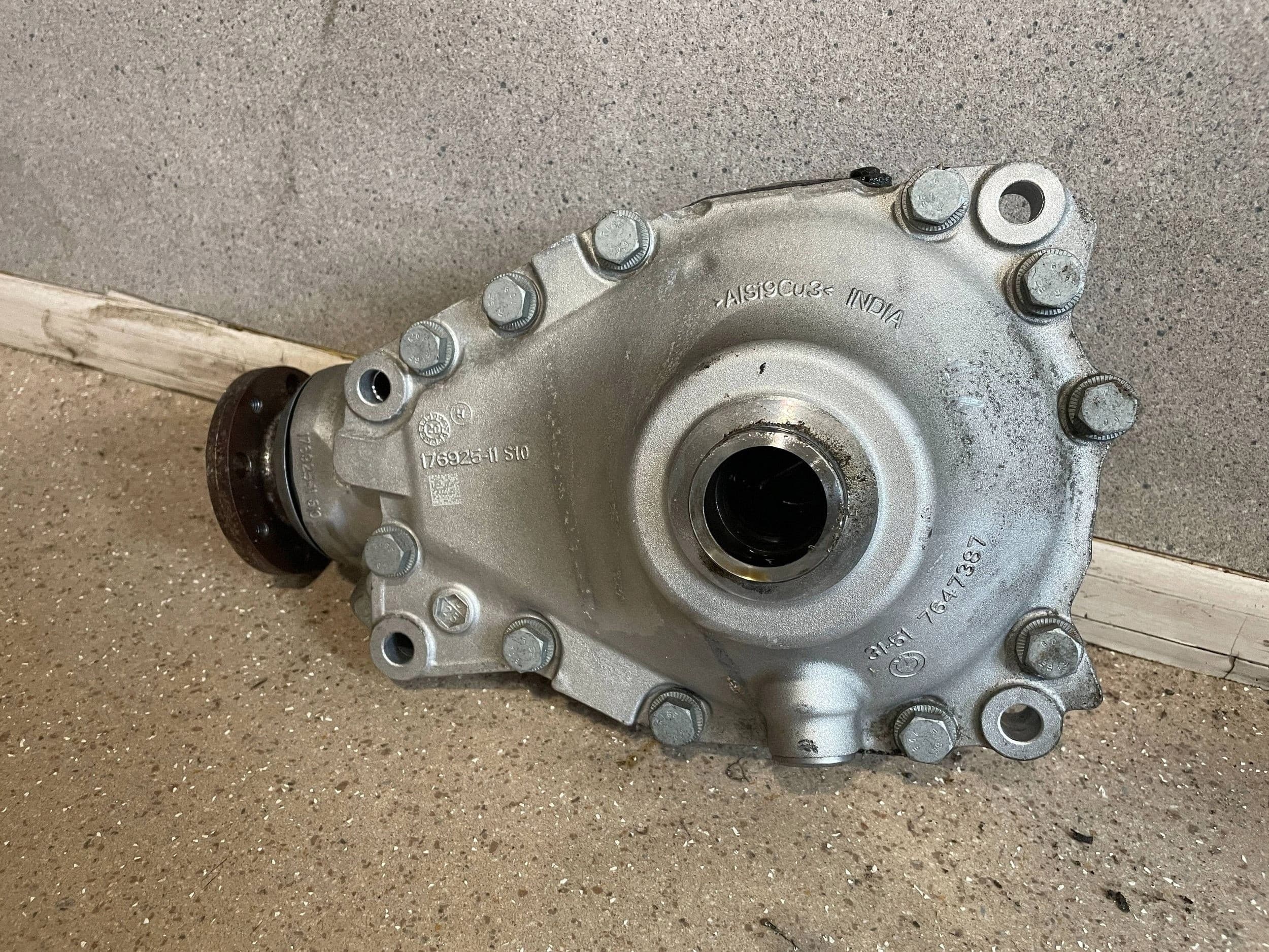 Diferencial delantero BMW Serie 3 G20 G21 8619486 usado 6