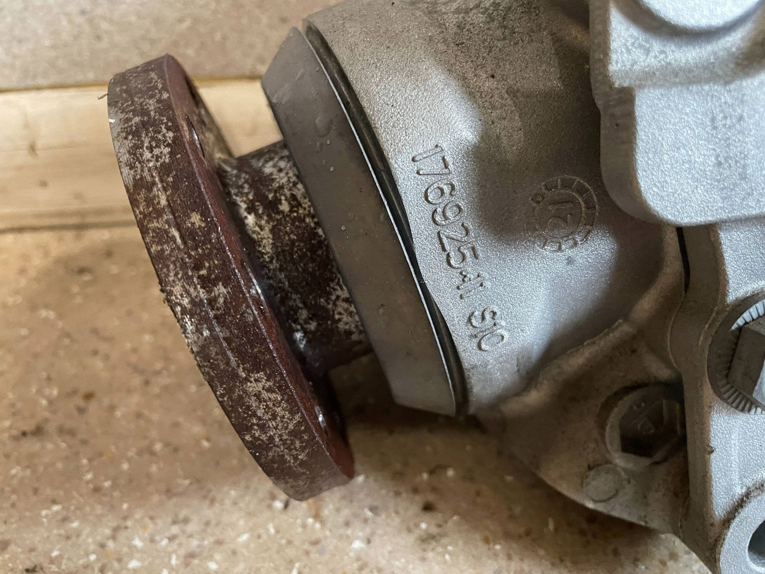Diferencial delantero BMW Serie 3 G20 G21 8619486 usado 10