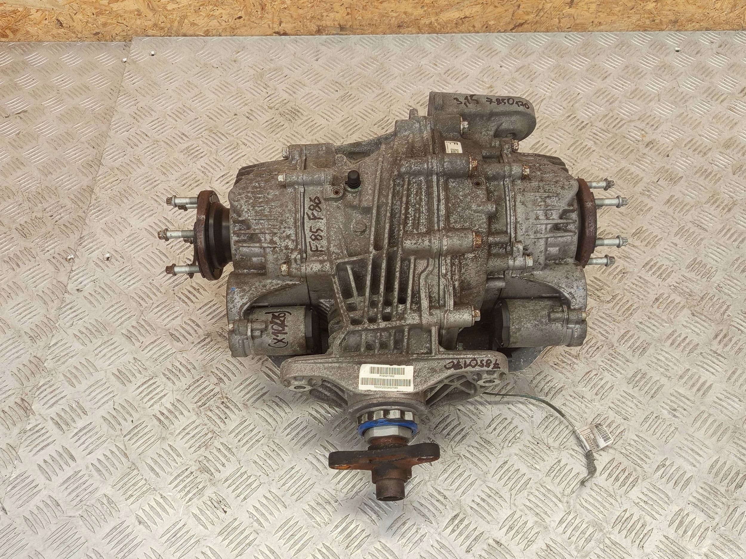 BMW OE 7850170 X5M F85 X6M F86 Puente Diferencial Trasero usado 2
