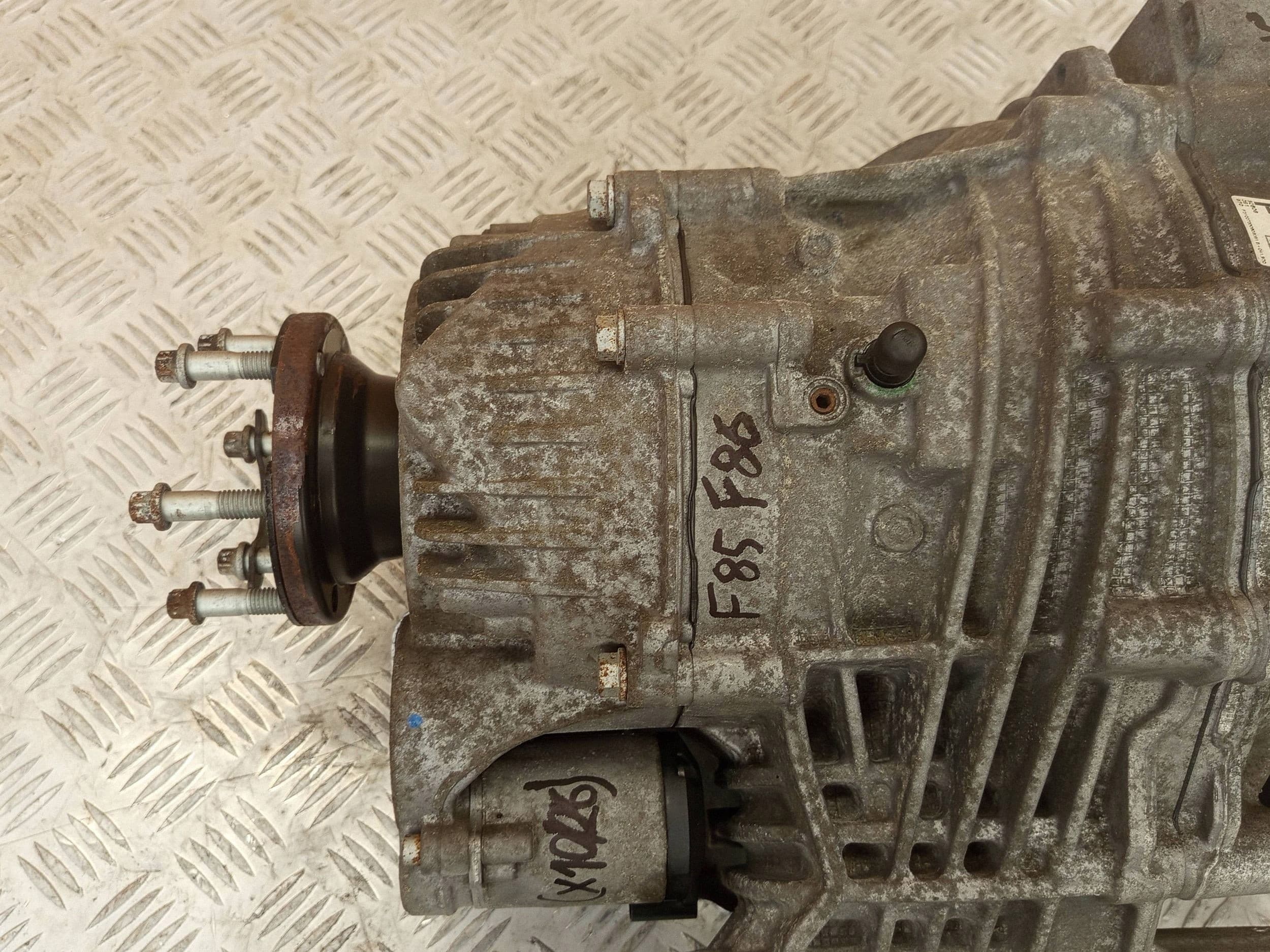 BMW OE 7850170 X5M F85 X6M F86 Puente Diferencial Trasero usado 10