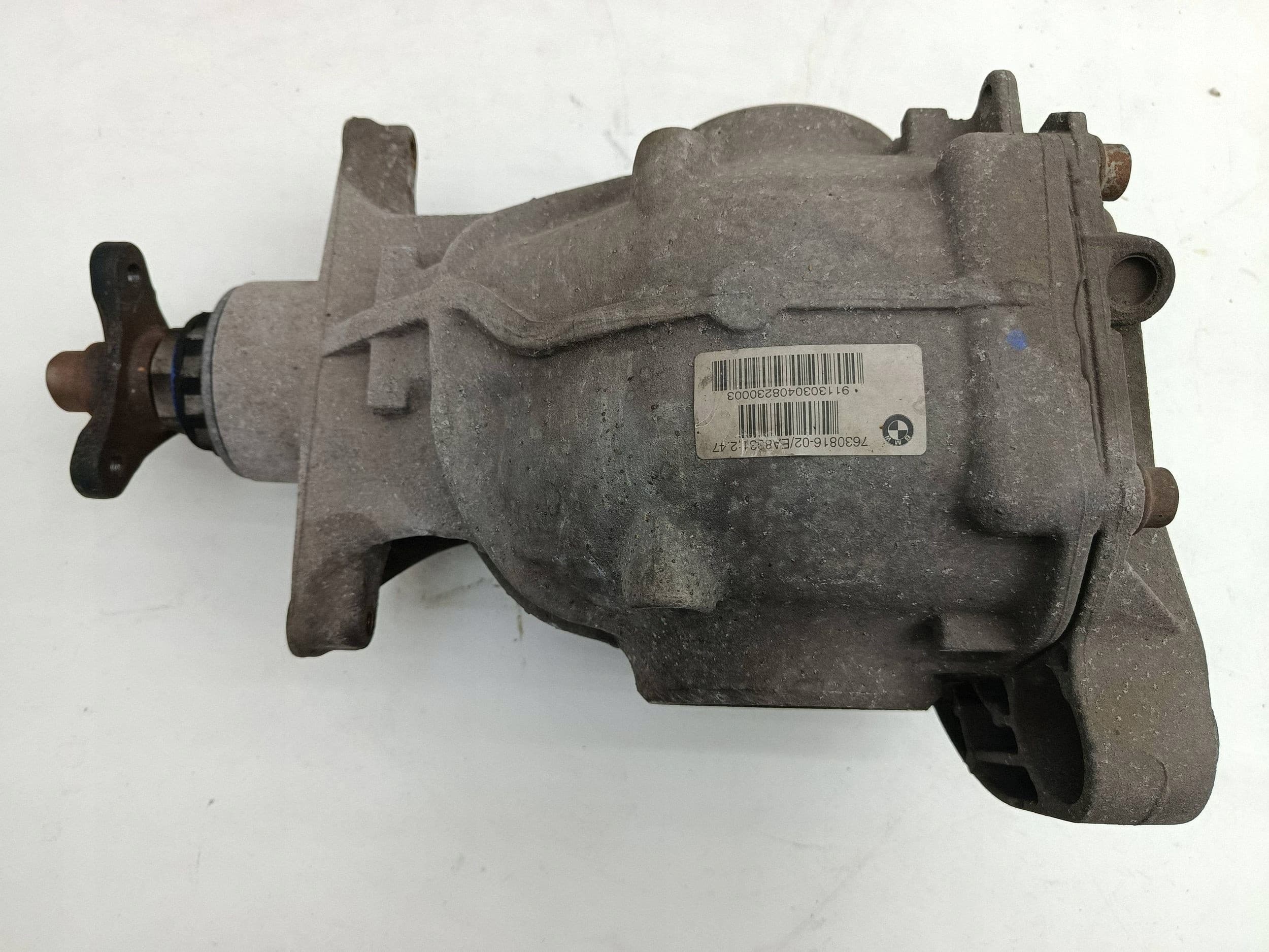 Puente trasero diferencial BMW 5 F10 F11 N57 3.0D 7630816 2.47 usado 7