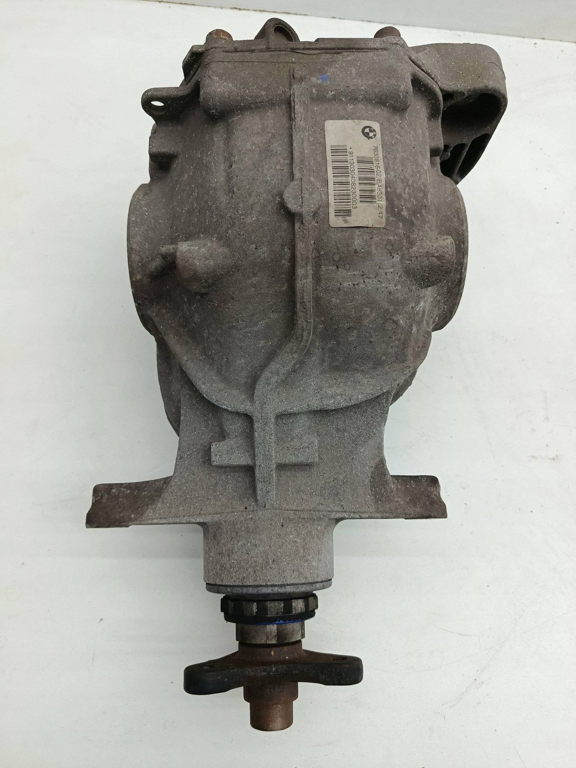 Puente trasero diferencial BMW 5 F10 F11 N57 3.0D 7630816 2.47 usado 8
