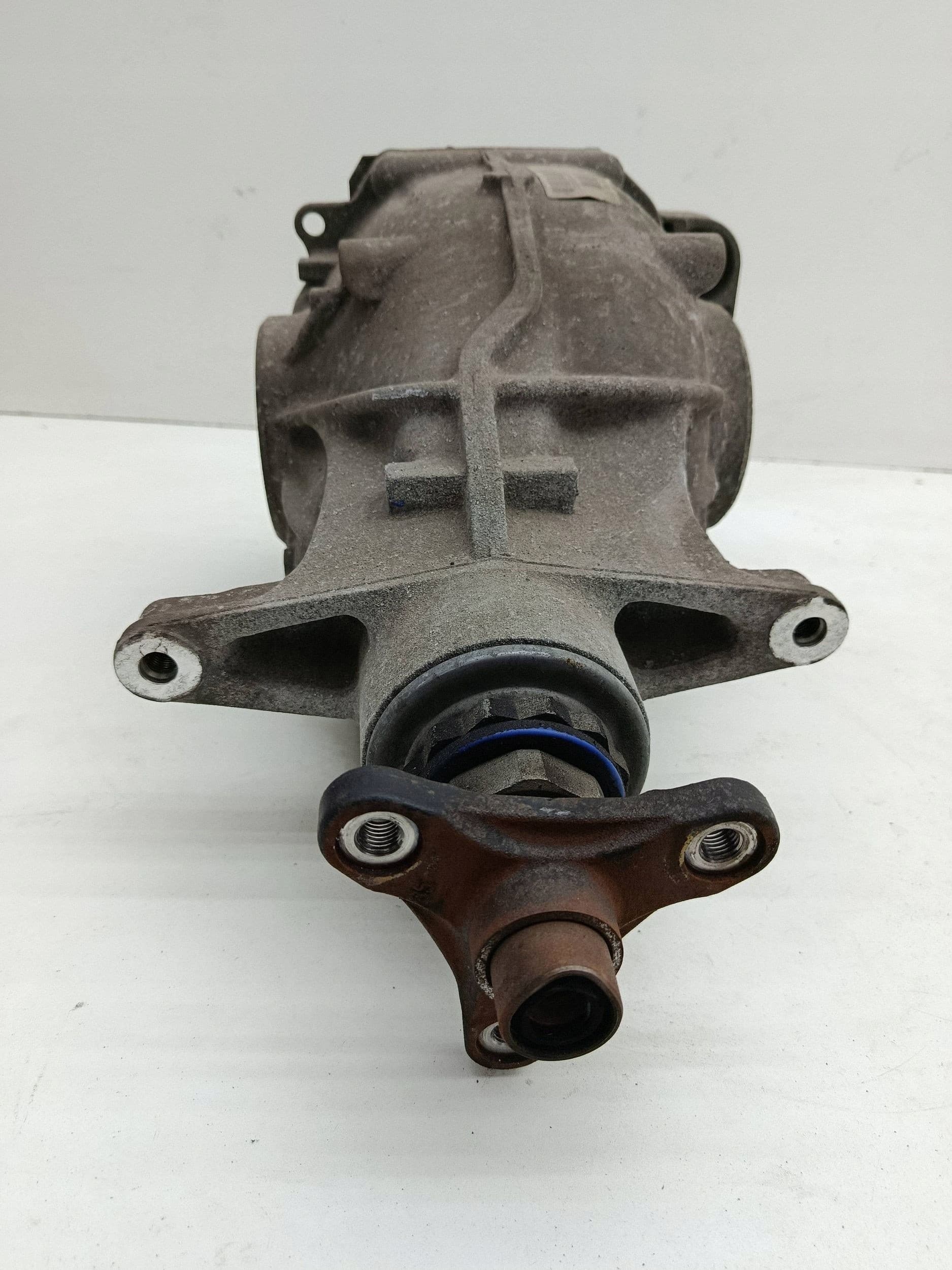 Puente trasero diferencial BMW 5 F10 F11 N57 3.0D 7630816 2.47 usado 9