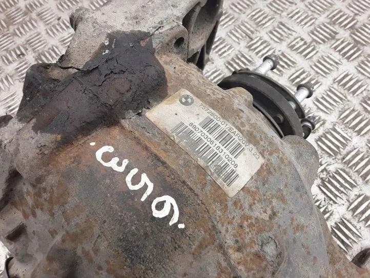 Reductor trasero BMW Serie 1 (E87) 323 2.0L diésel 100kW 2007 usado 4