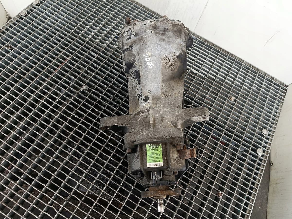 Diferencial trasero Hyundai Tucson 2.0 CRDI 47800-39000 usado 5