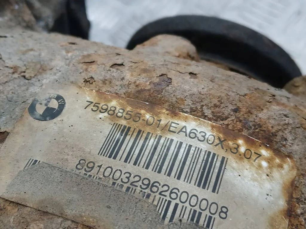 Reductor trasero BMW 1 Coupe (E82) EA630X307 2.0L diésel 2010 usado 5