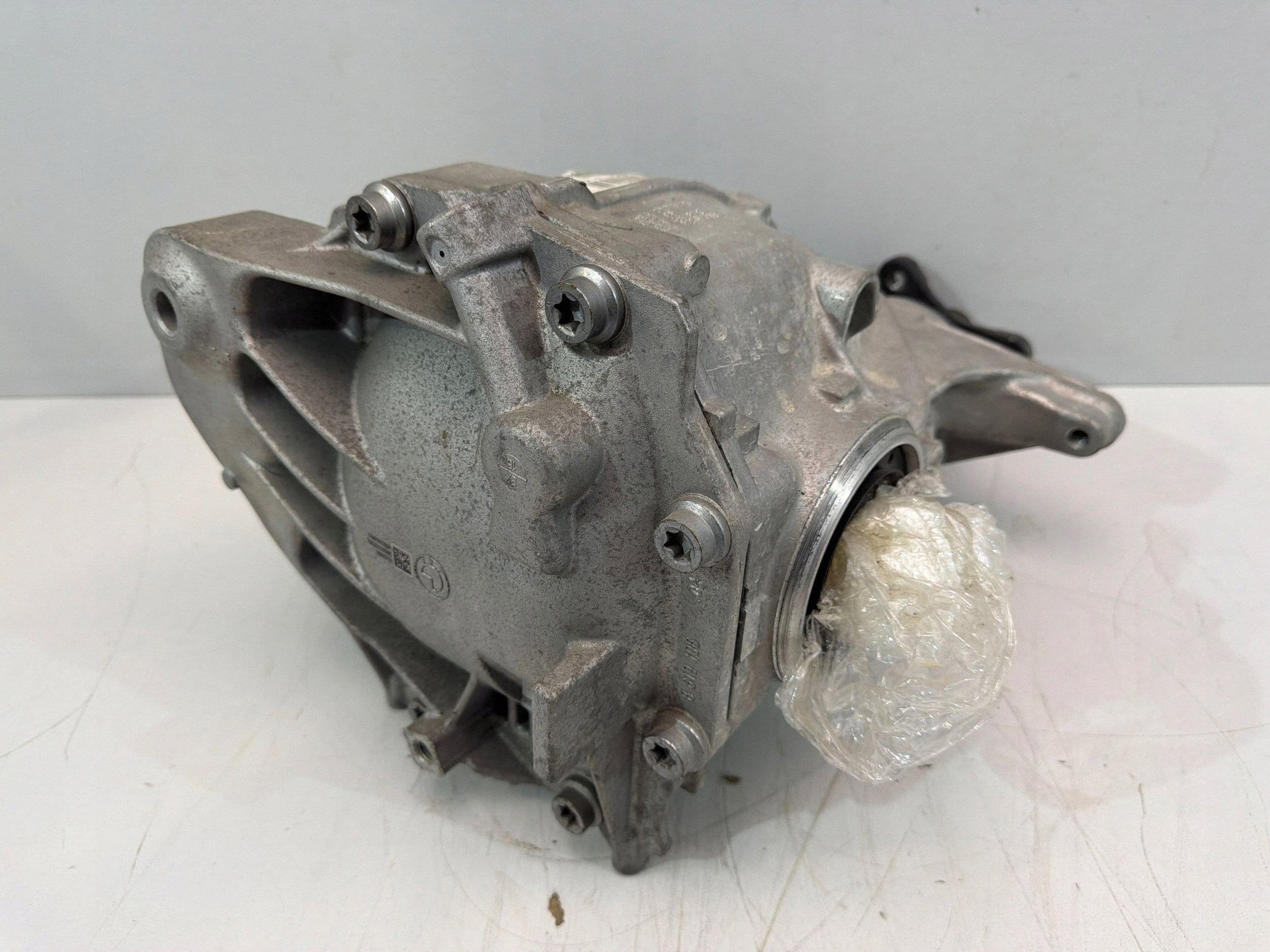 Diferencial Trasero BMW 5 G30 G31 2.93 8624221 usado 3