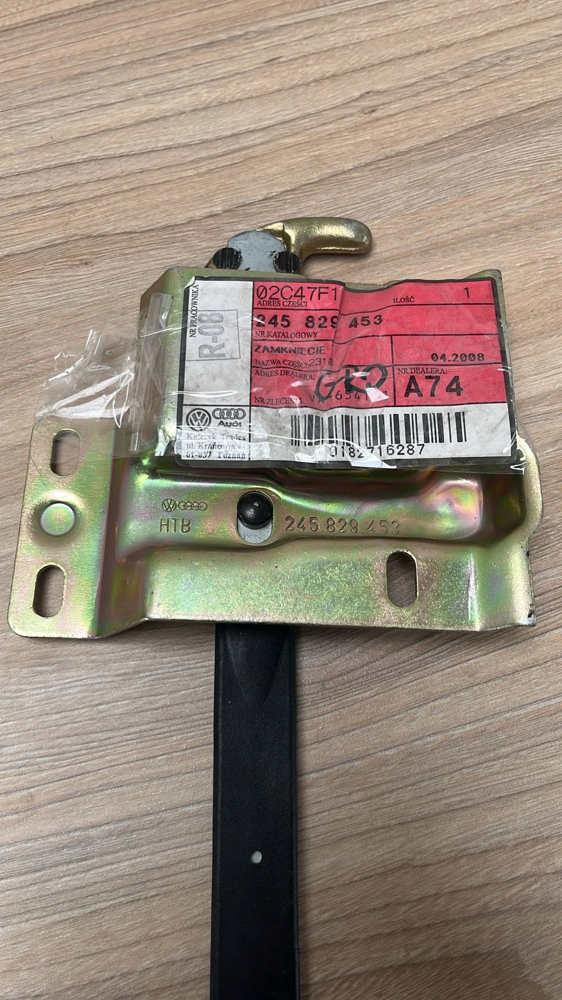 Cerradura de portón trasero 245829453 nuevo 2