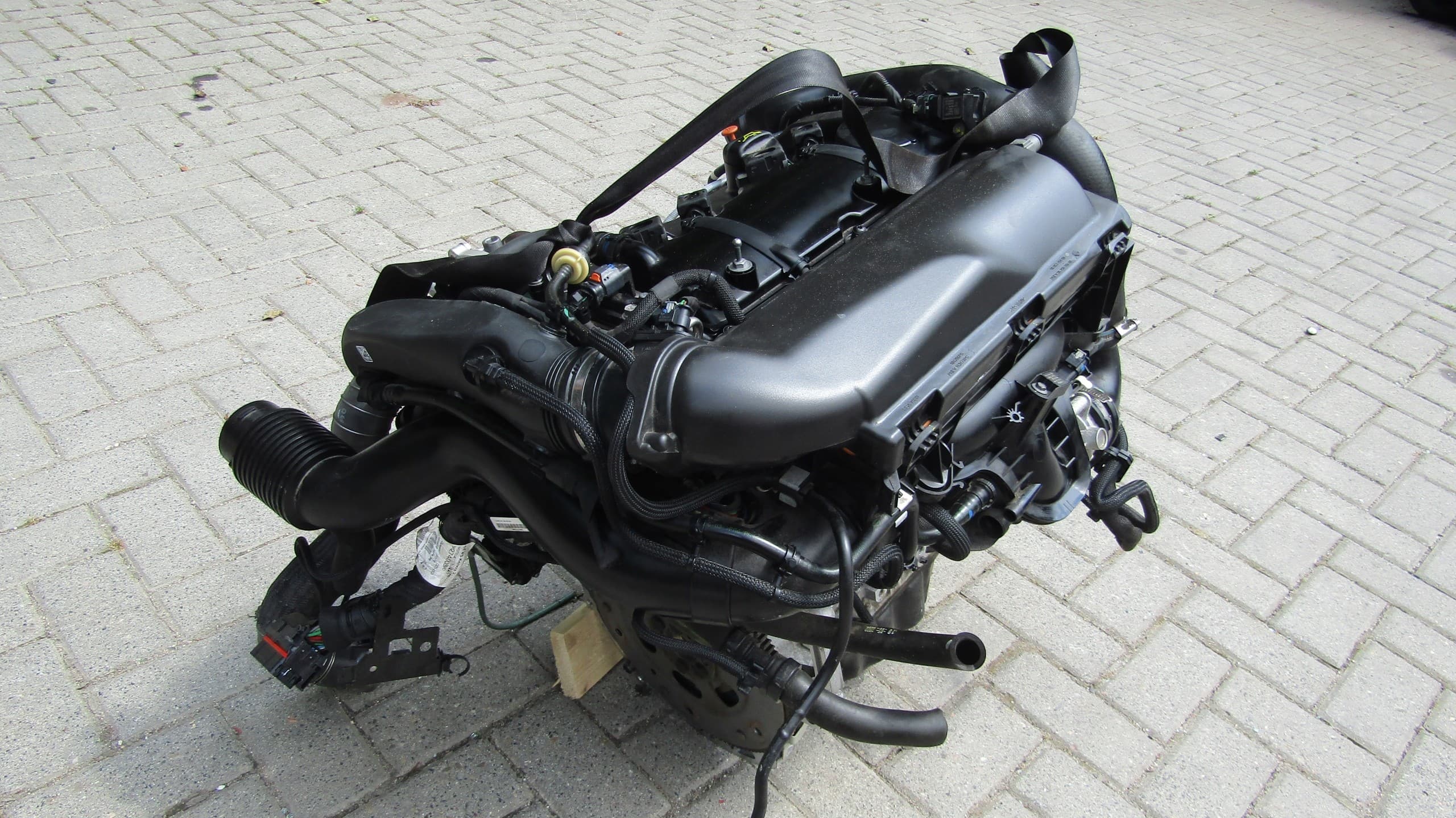 Motor Completo 1.6 Thp para Citroën DS7 Crossback 5G06 usado 2