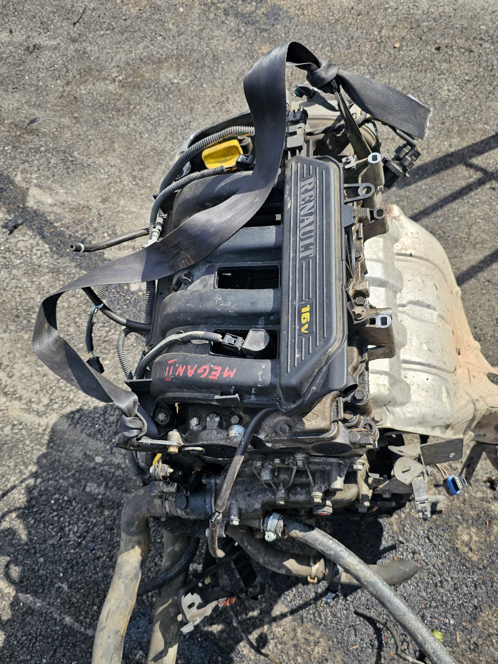 Motor Renault Megane II 1.4B 16V K4JD738 usado