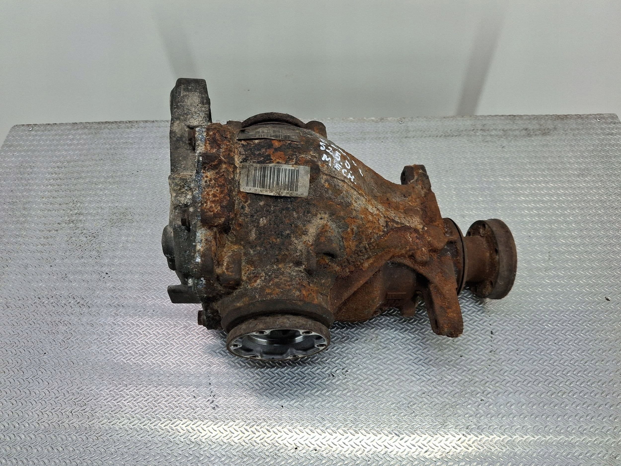 Diferencial trasero original BMW Serie 5 E60 E61 2007 usado