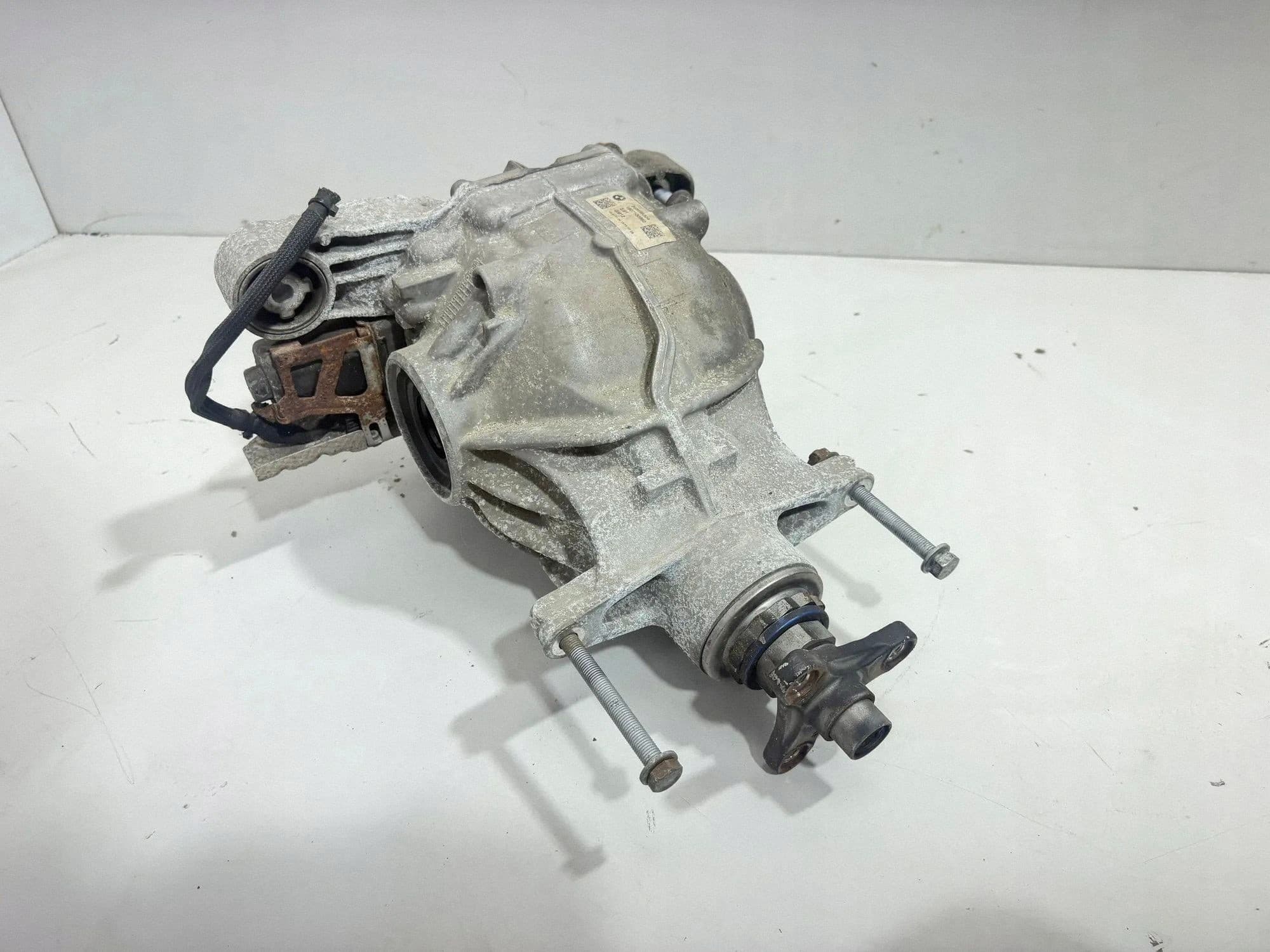 Diferencial Trasero BMW Serie 8 G15 8686984 usado 6