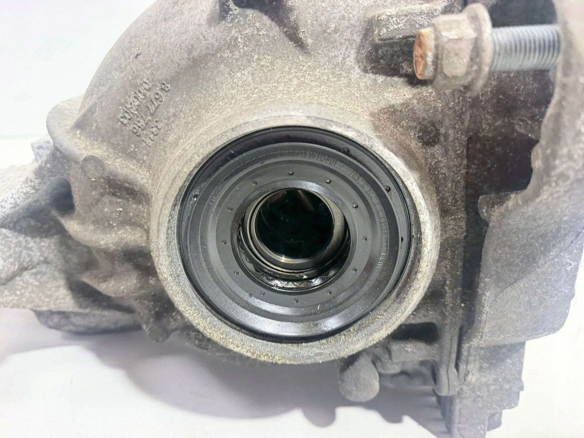 Diferencial Trasero BMW Serie 8 G15 8686984 usado 7