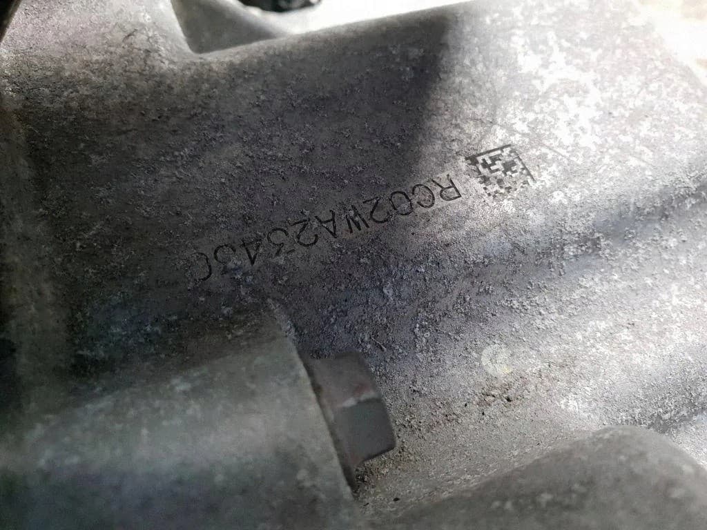 Reductor trasero Lexus RX (L2) R201Y927348 3.46L gasolina 2021 usado 4